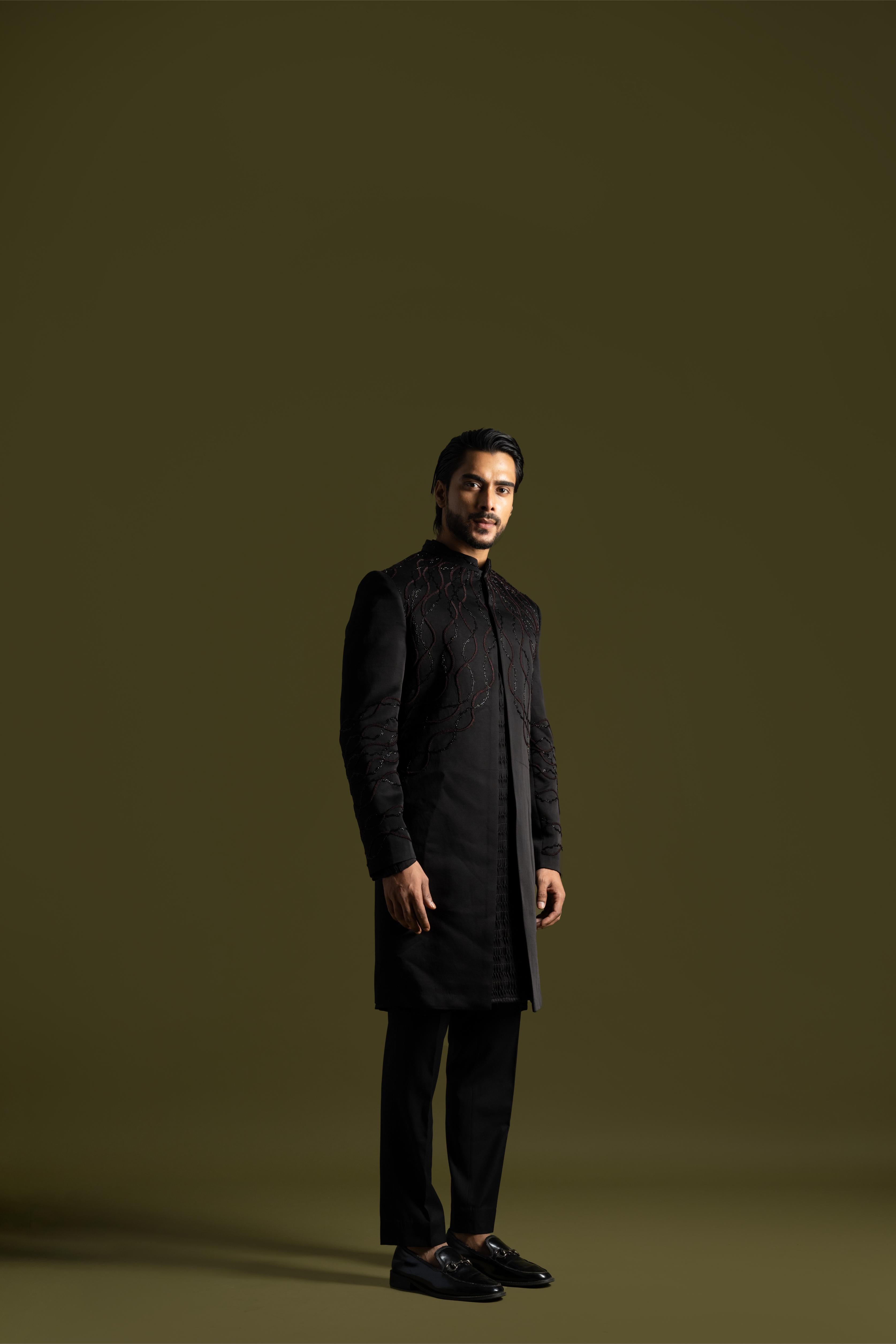 Naima Classic Kurta Ensemble