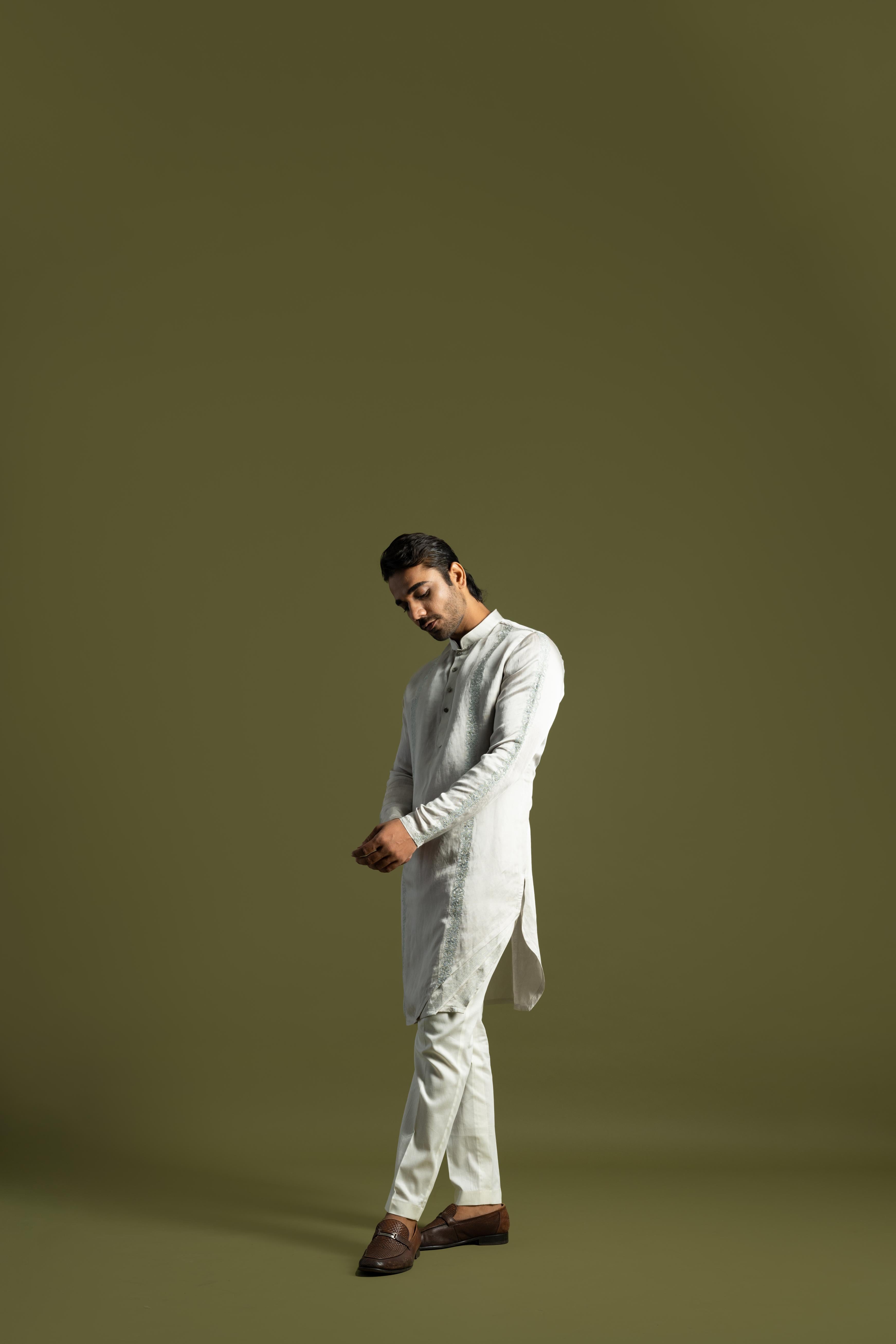 Saima Classic Festive Set