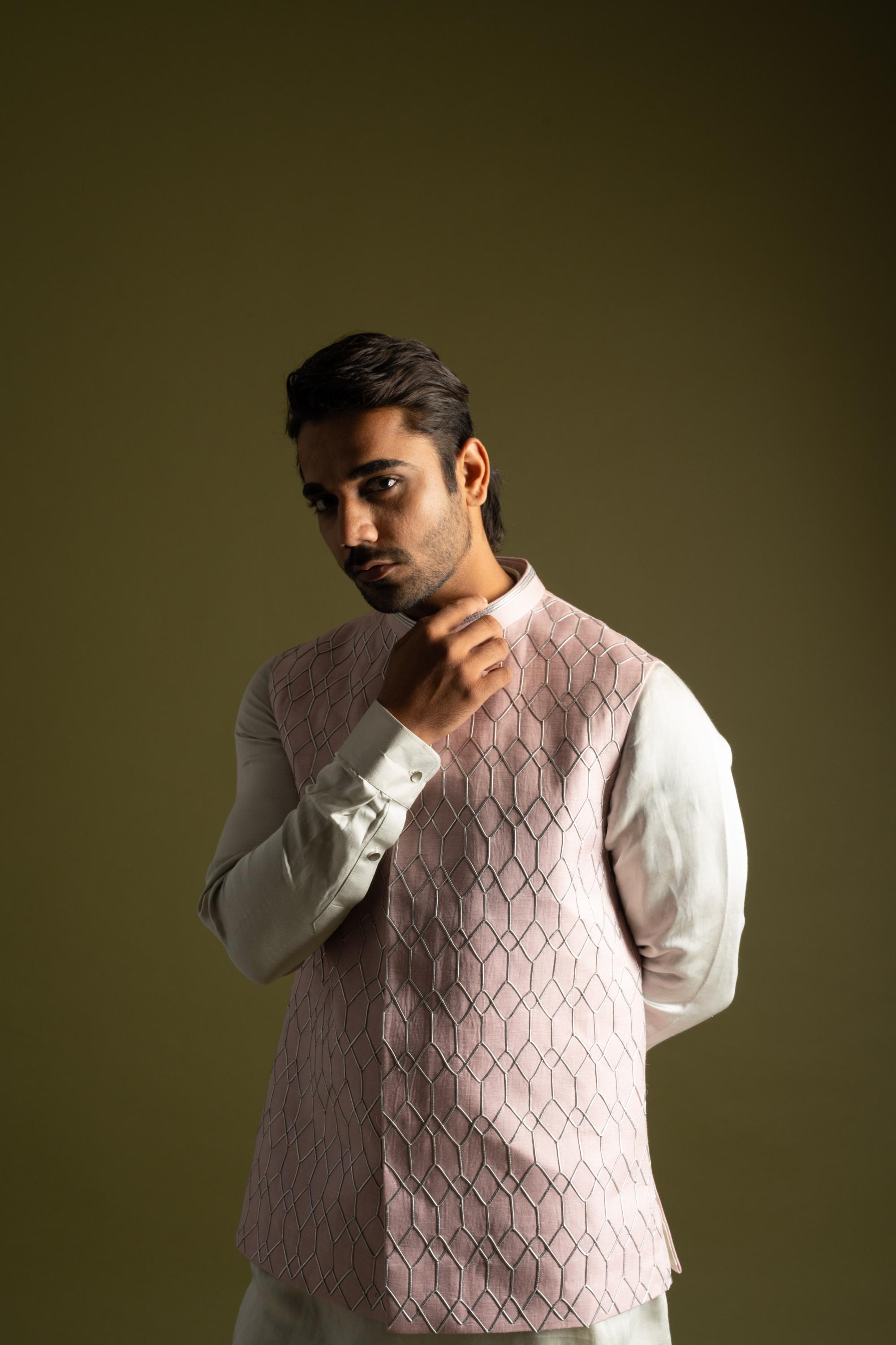 Haniya Signature Kurta Set