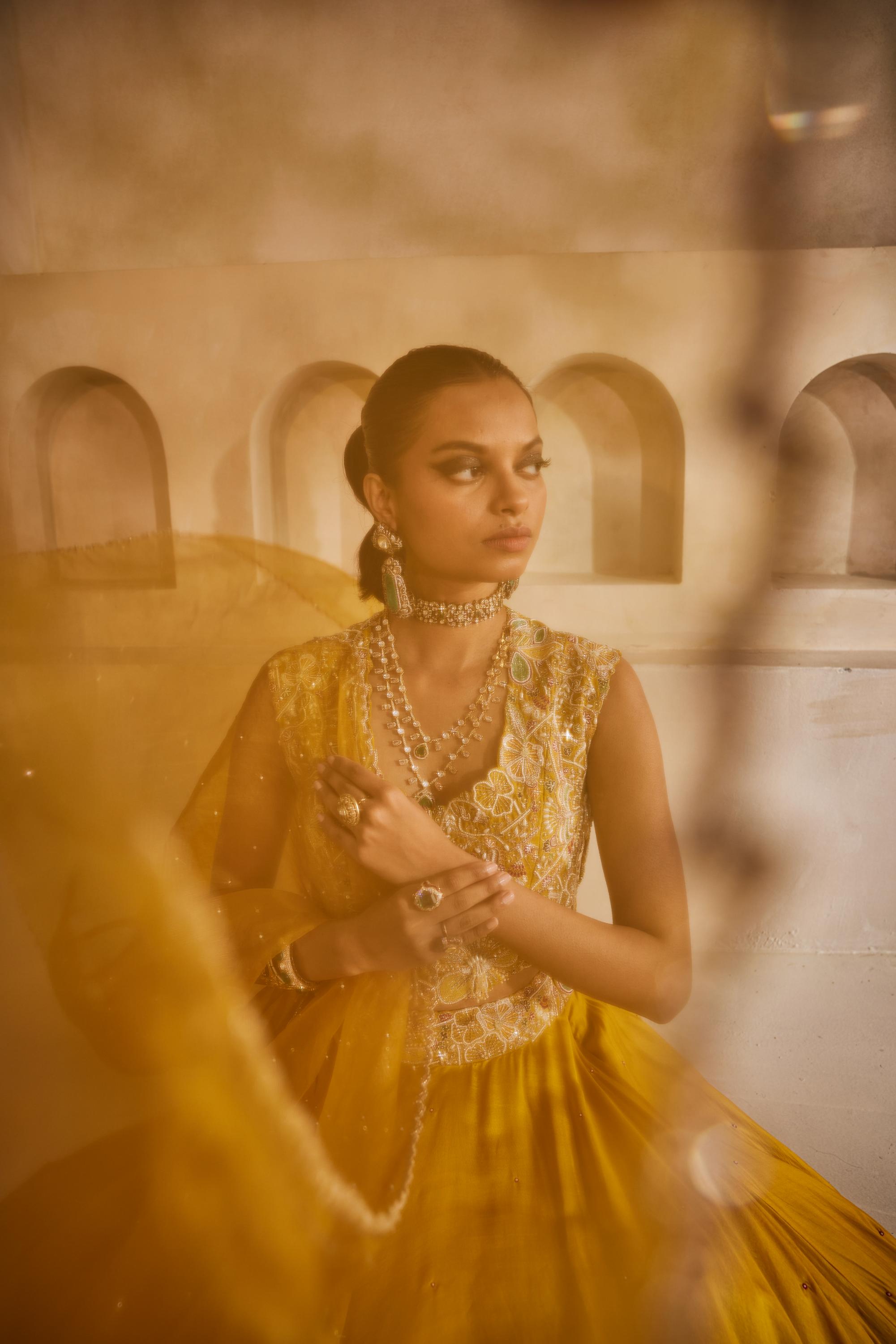 Peeli Noor lehenga set