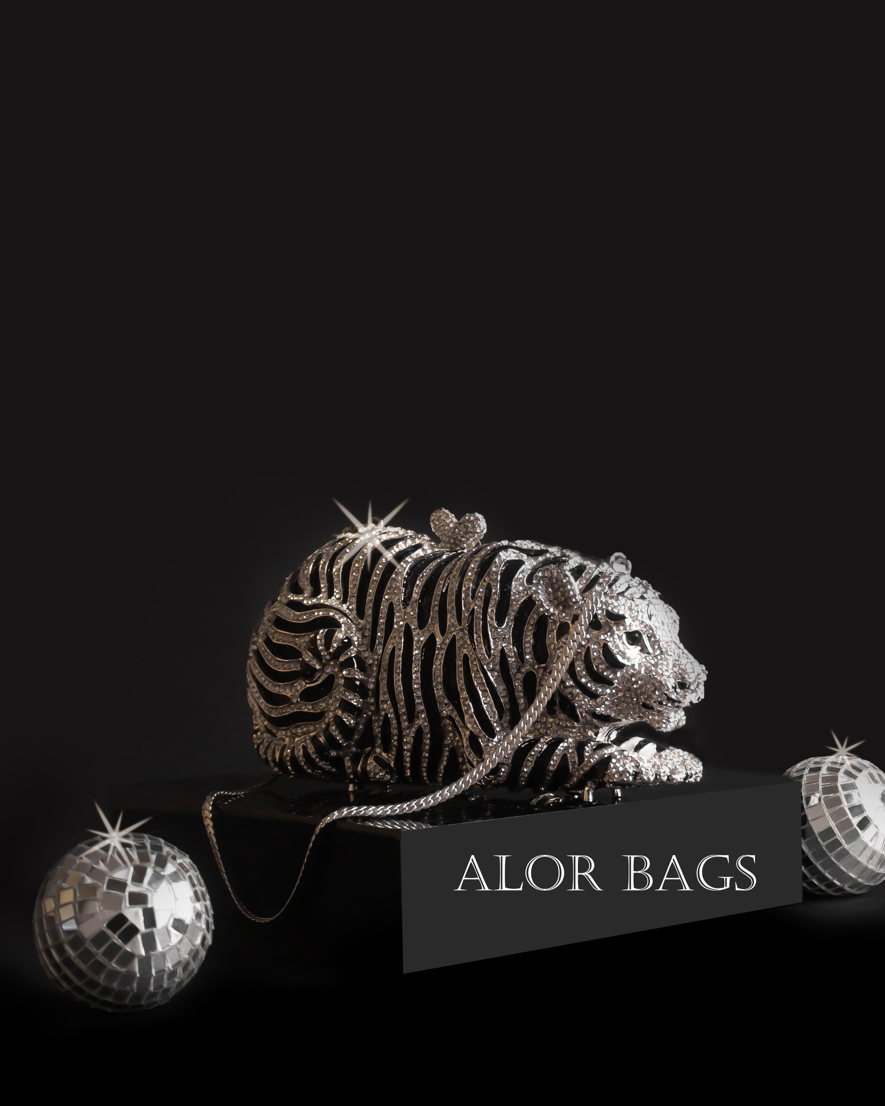 The Silver Tiger Clutch