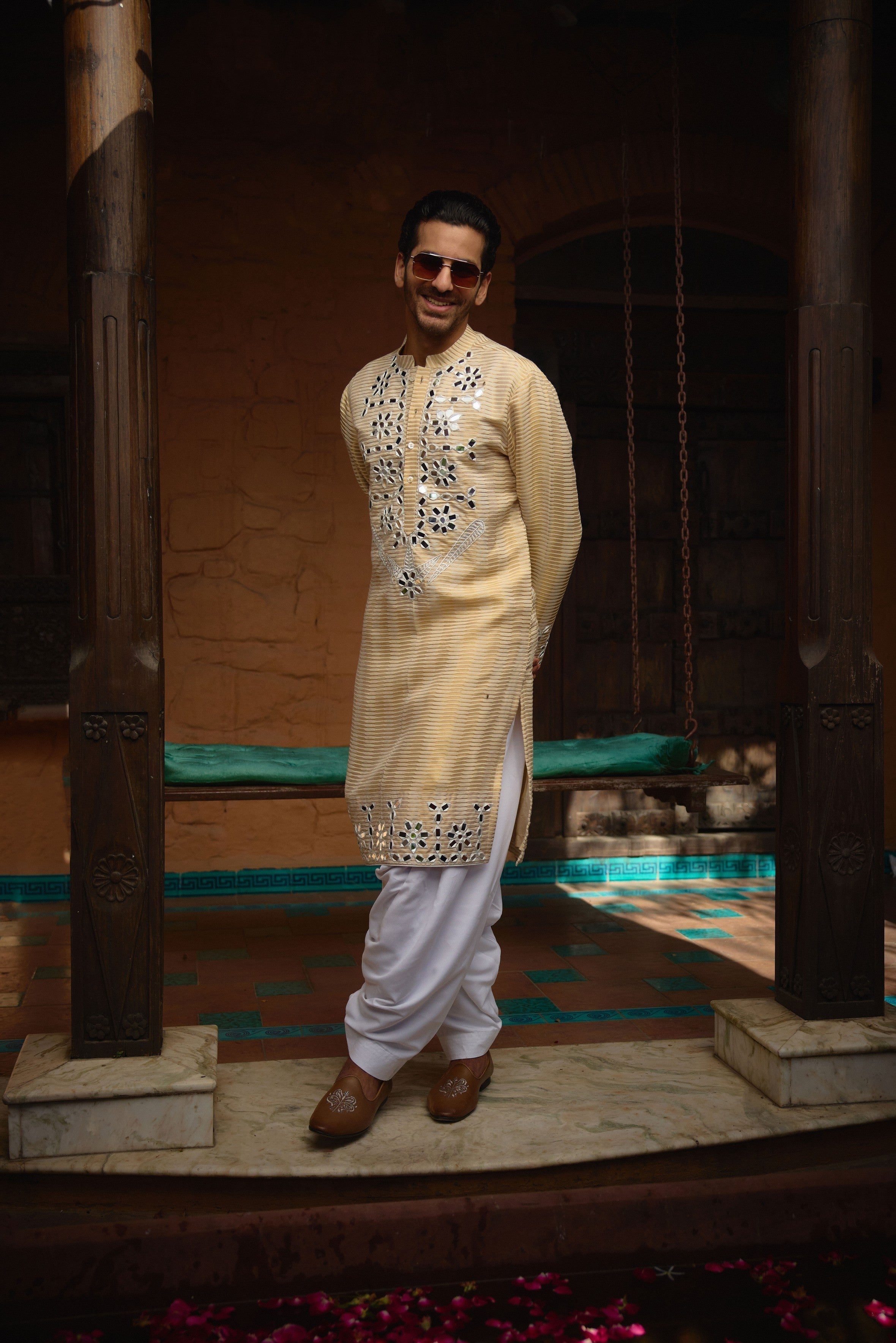 JUNA MAHAL GOLD KURTA