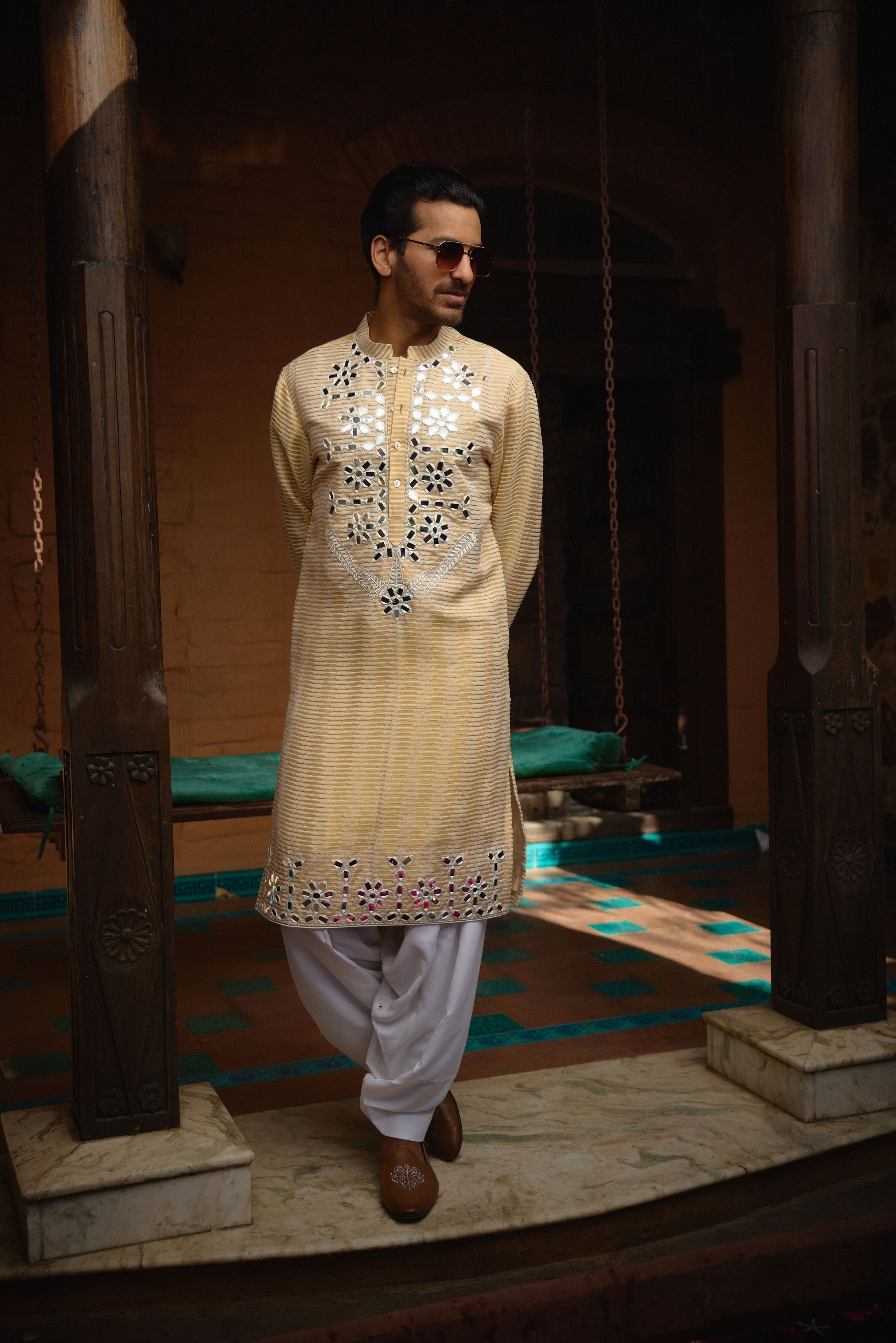 JUNA MAHAL GOLD KURTA