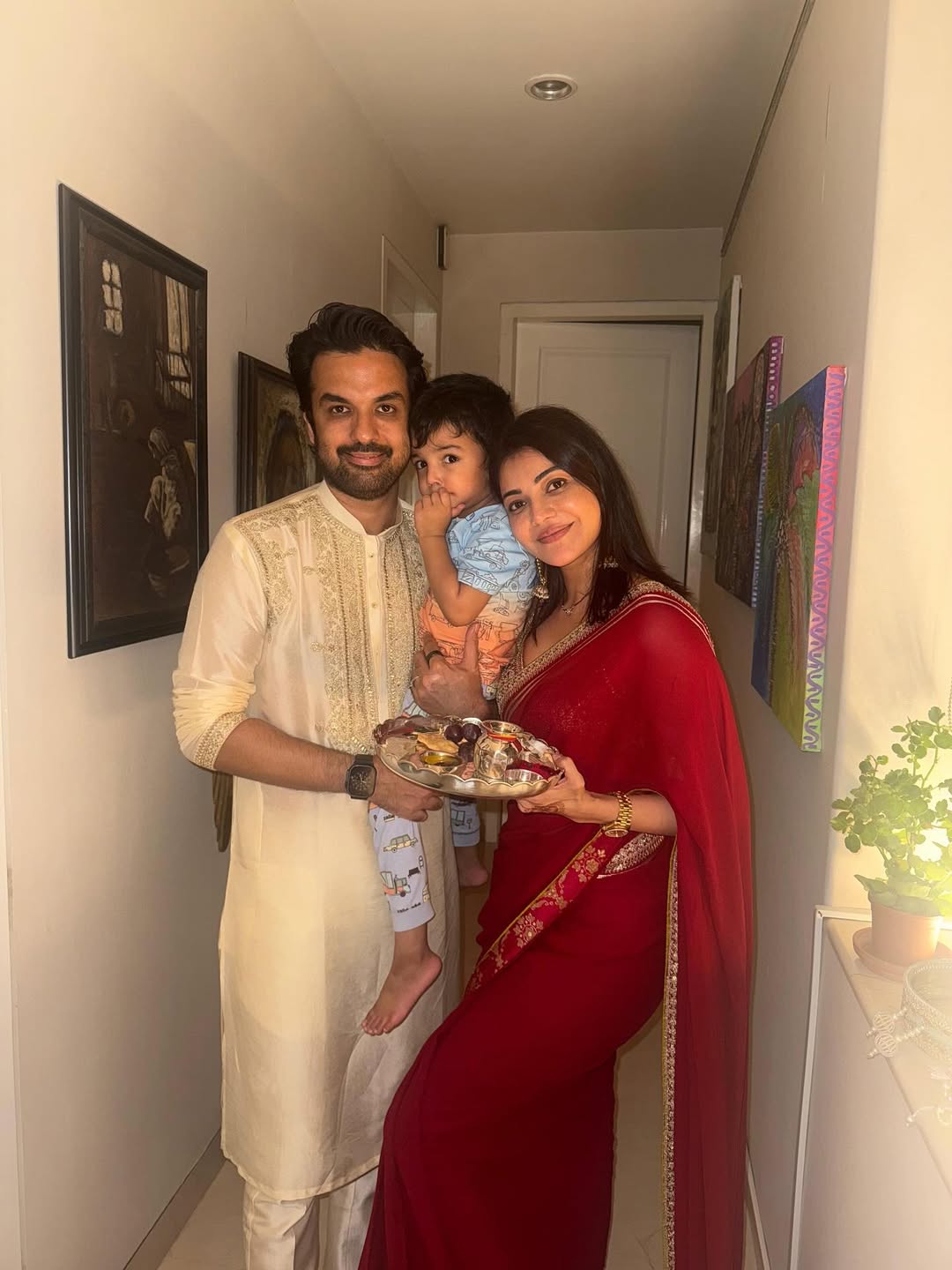 Kajal in Zohra Saree Set