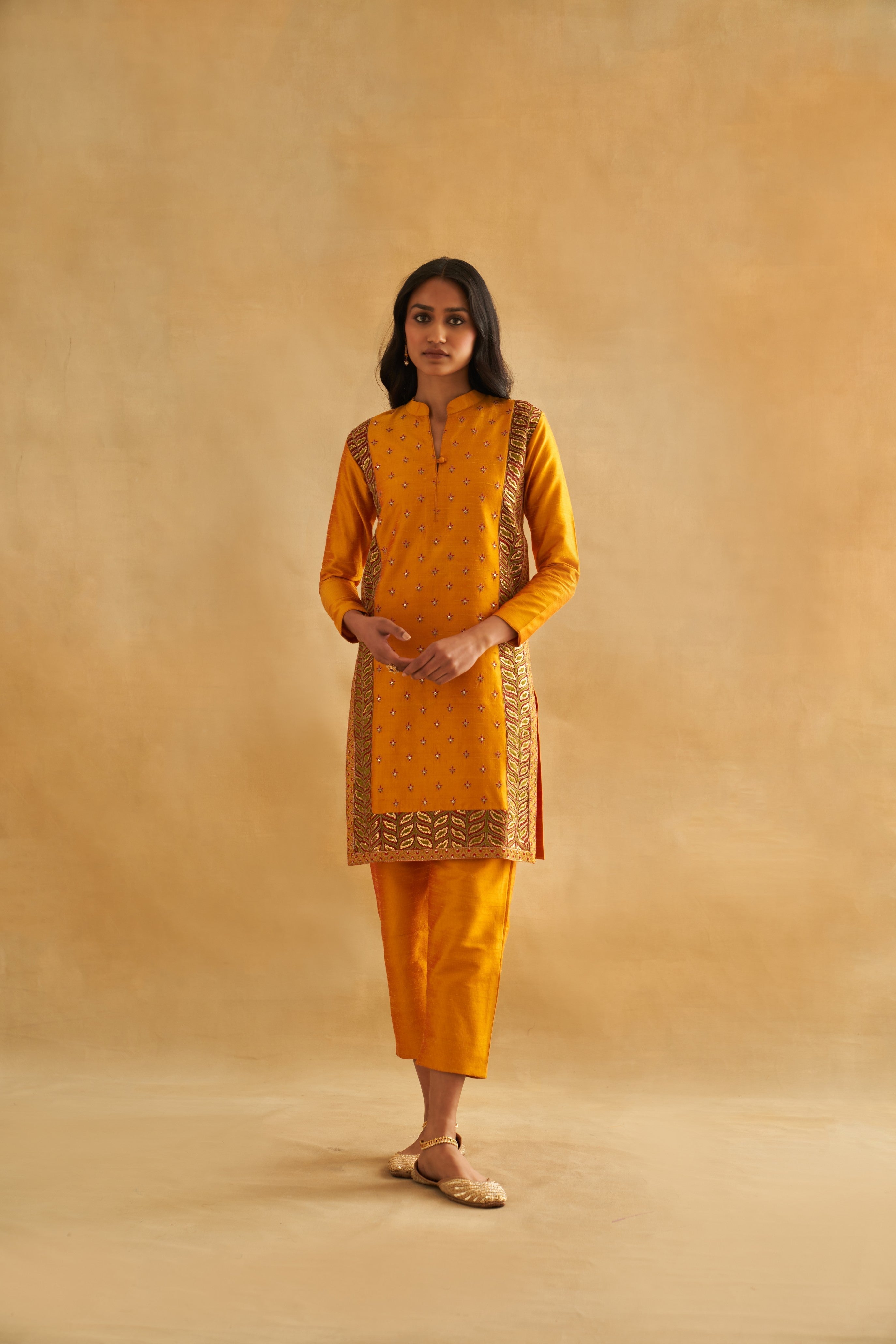 Parneeka: A Small Leaf