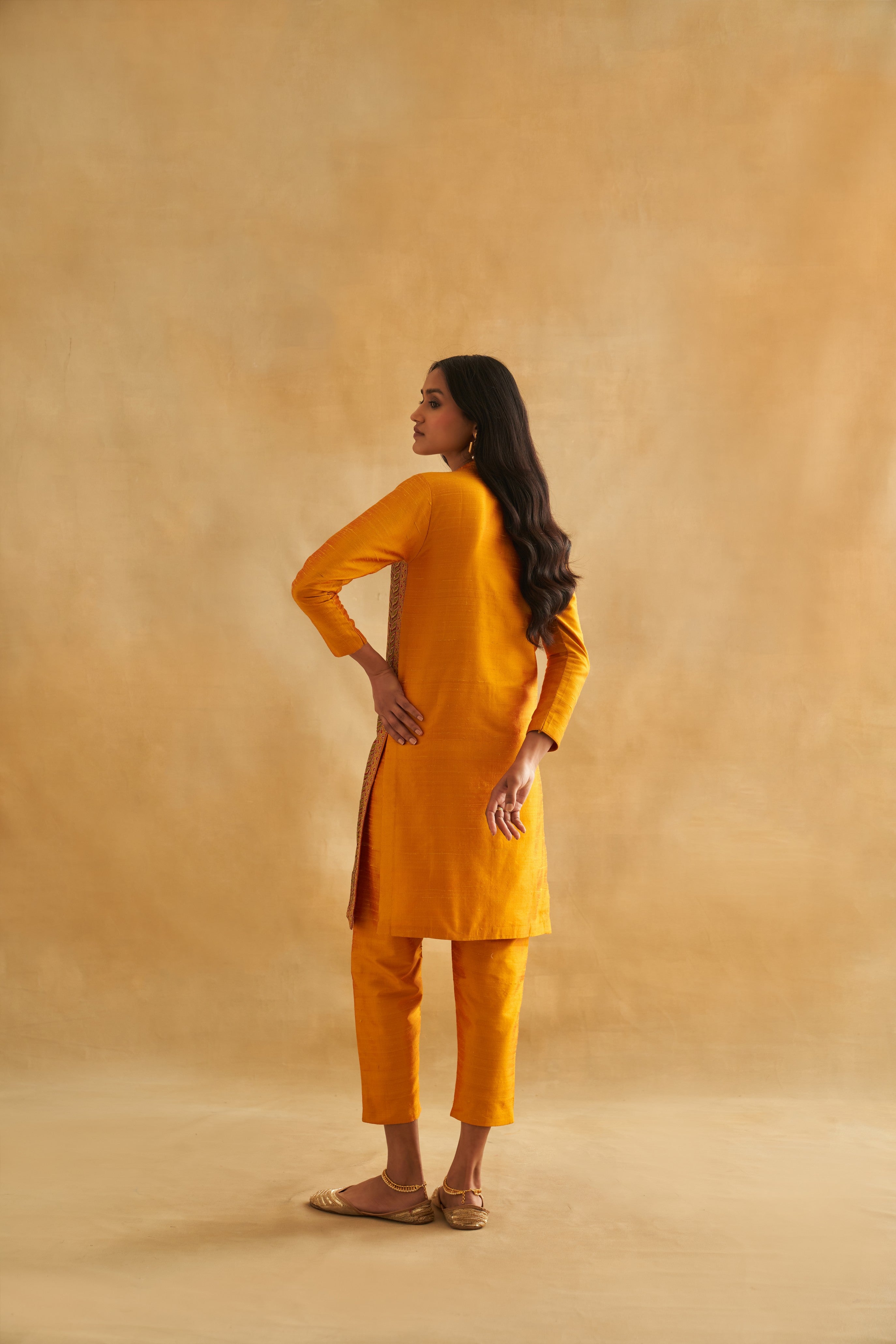 Parneeka: A Small Leaf