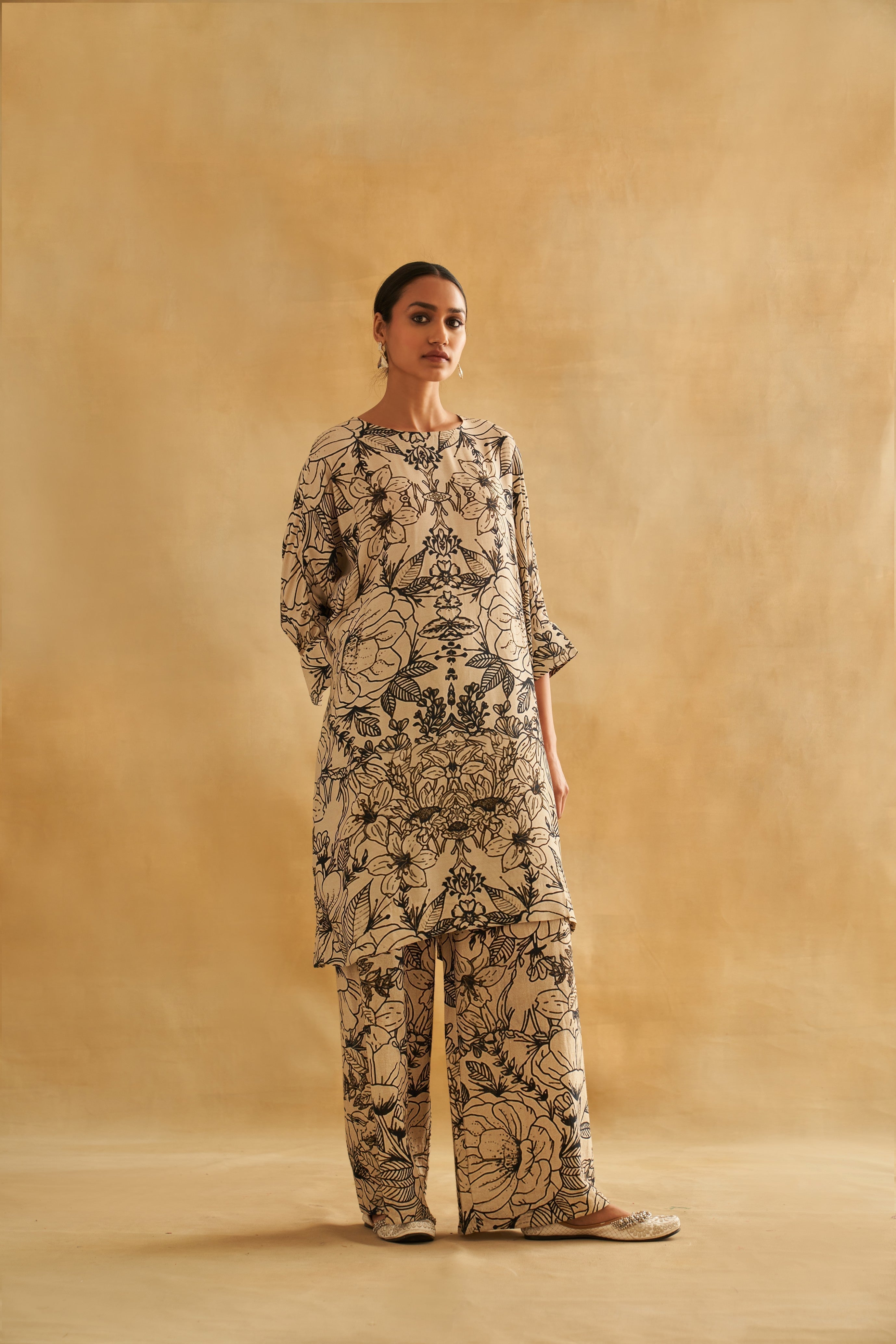 Nalini: Lotus flower in a pond