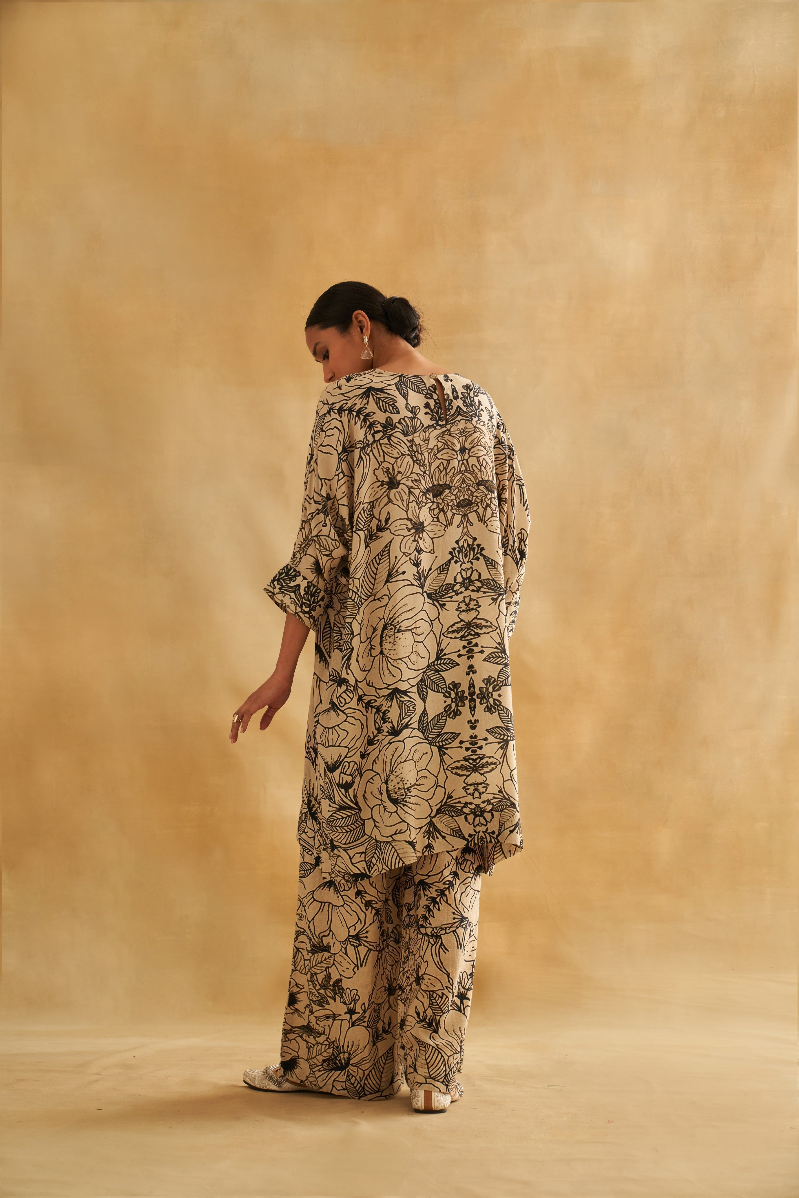 Nalini: Lotus flower in a pond