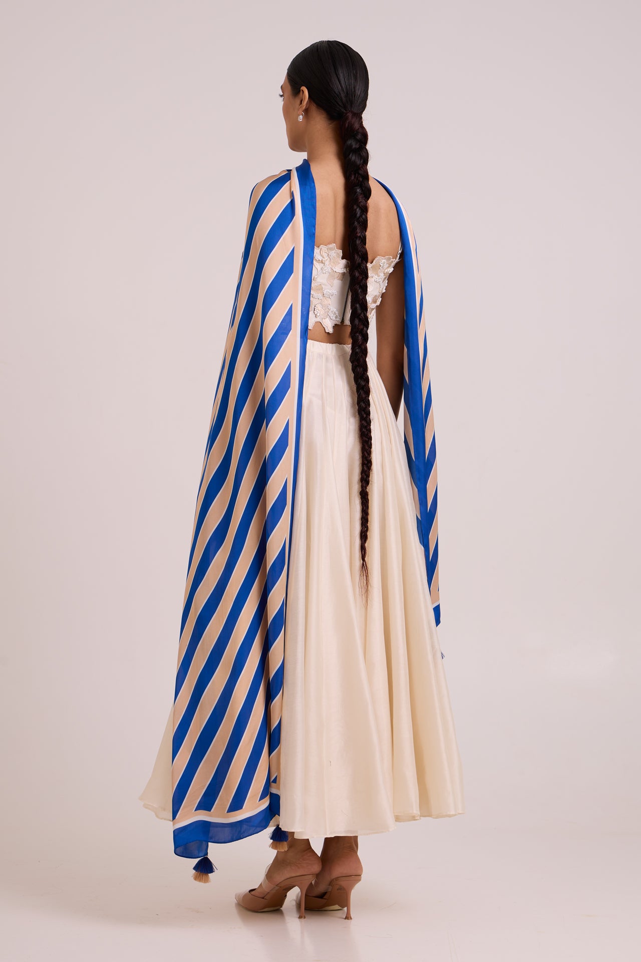 Hansa - Snow Laden Skirt Set