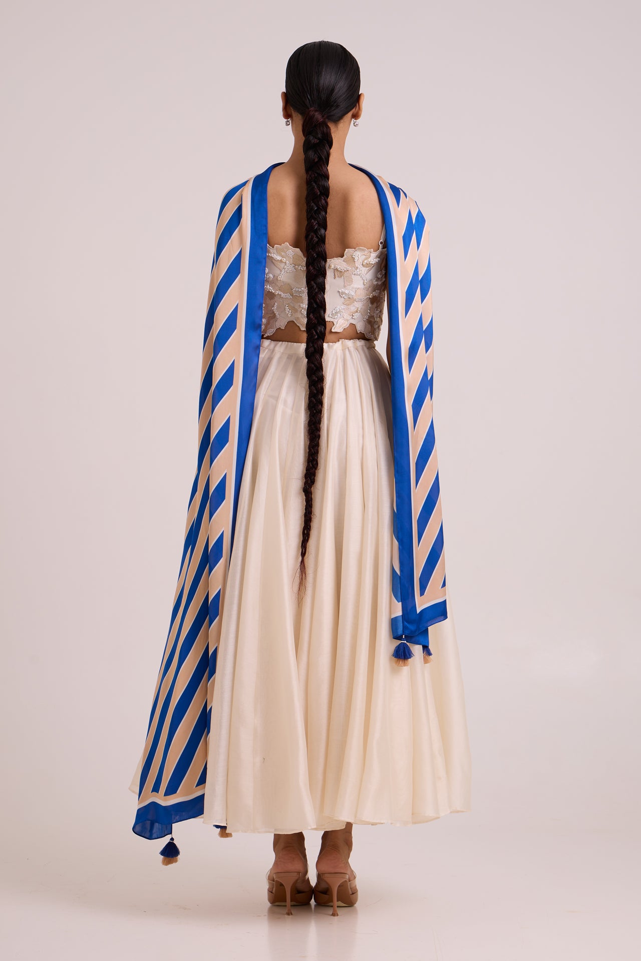 Hansa - Snow Laden Skirt Set