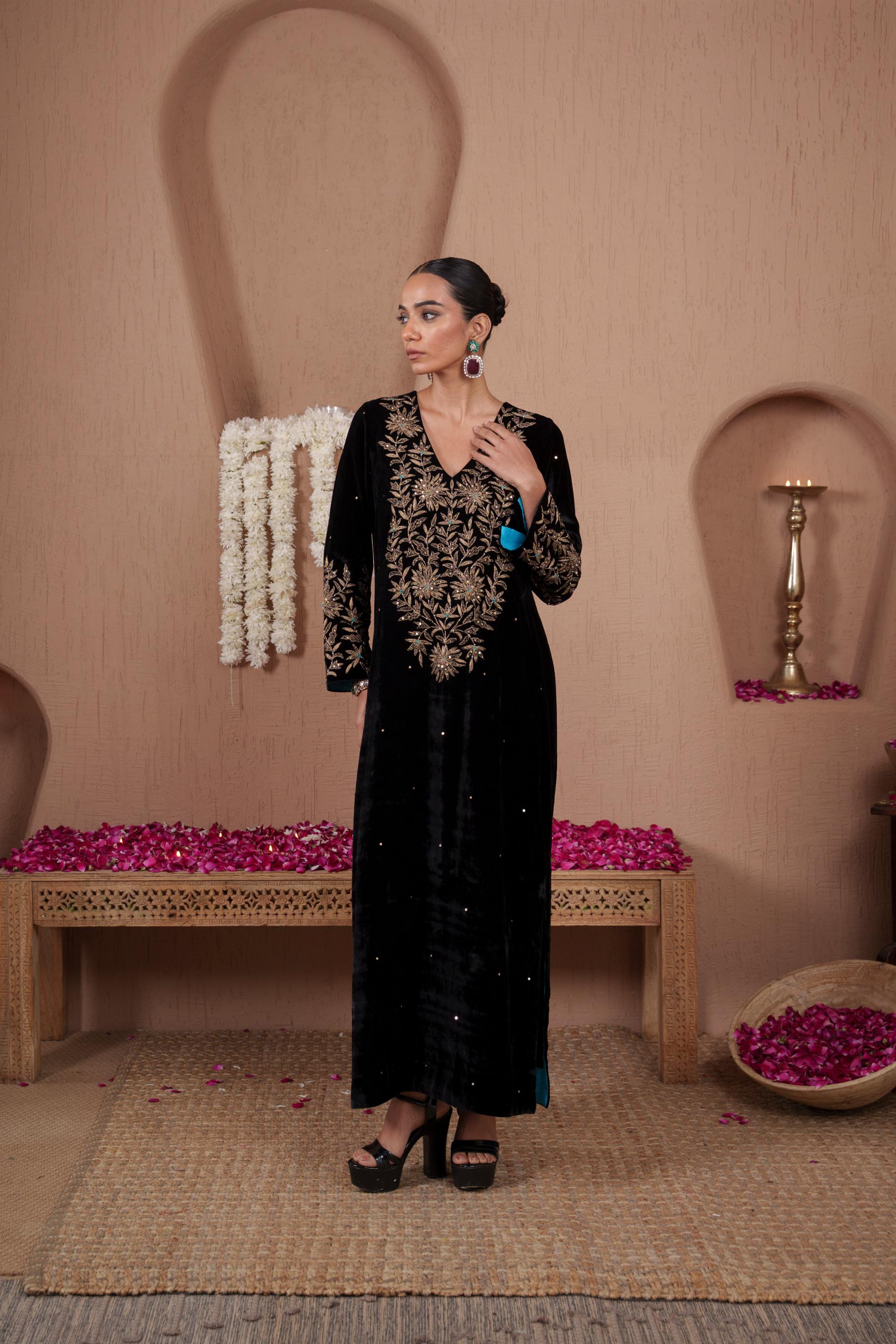 AFREEN: Black Embroidered Kaftaan Dress