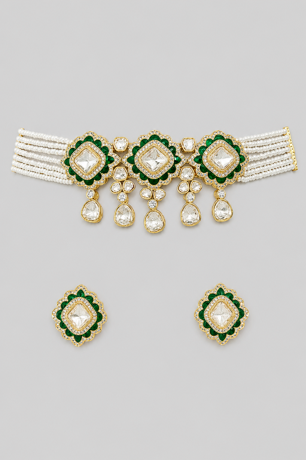 Elegant and classy kundan choker set with green meenakari and pearls