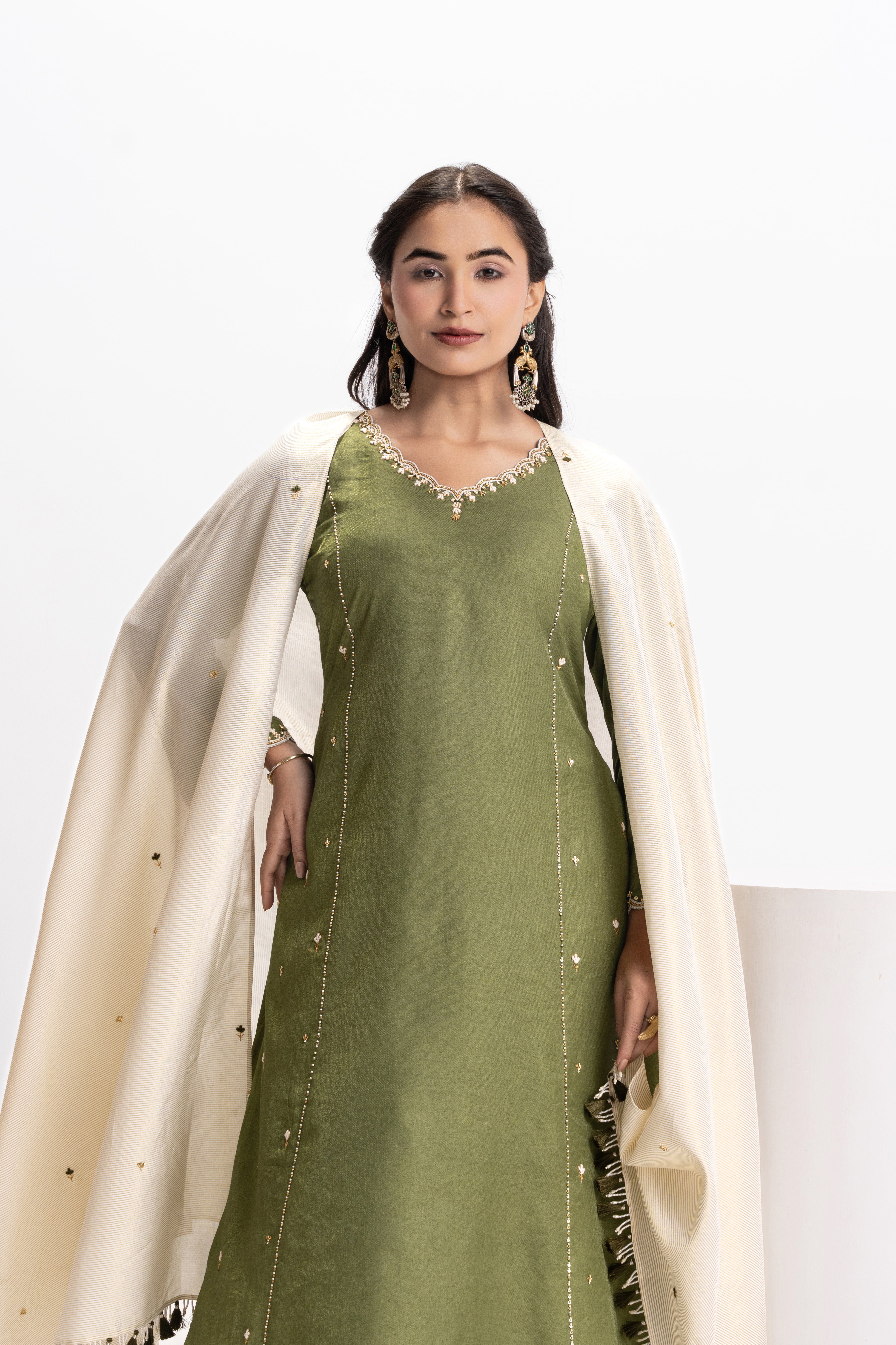 CHANDERI DOUBLE KALI EMBROIDERED KURTA PANT SET