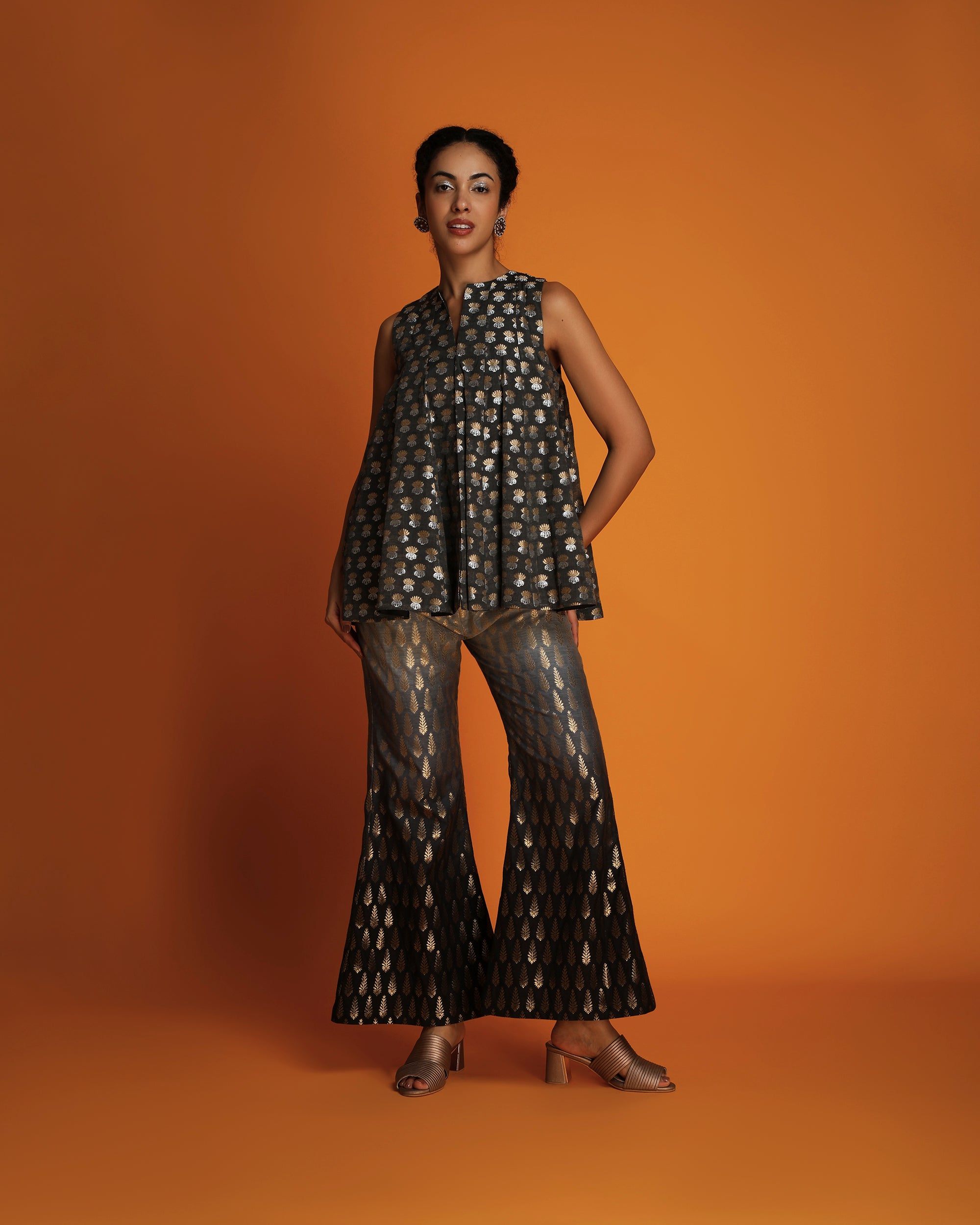 Black ombre booti bell bottom pants