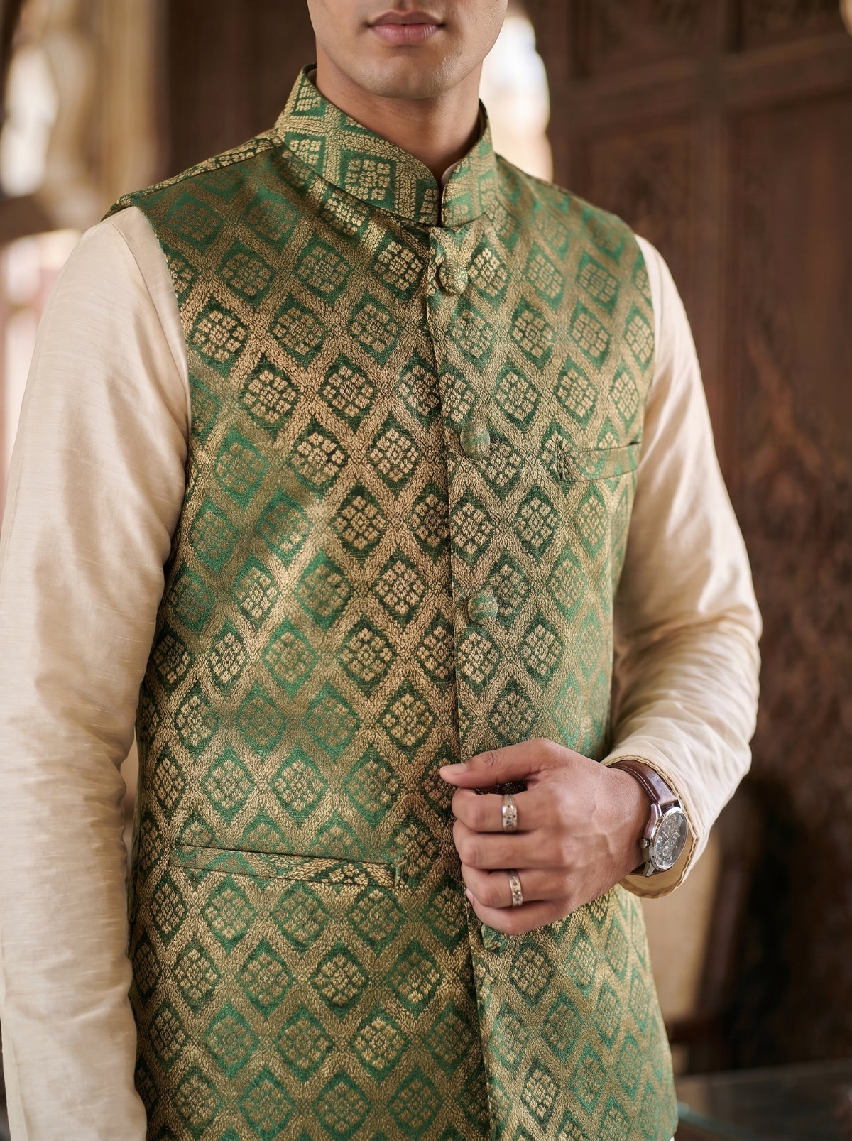 Bajirao Banarasi Bandi: Men's Emerald Gold Diamond Waist Coat