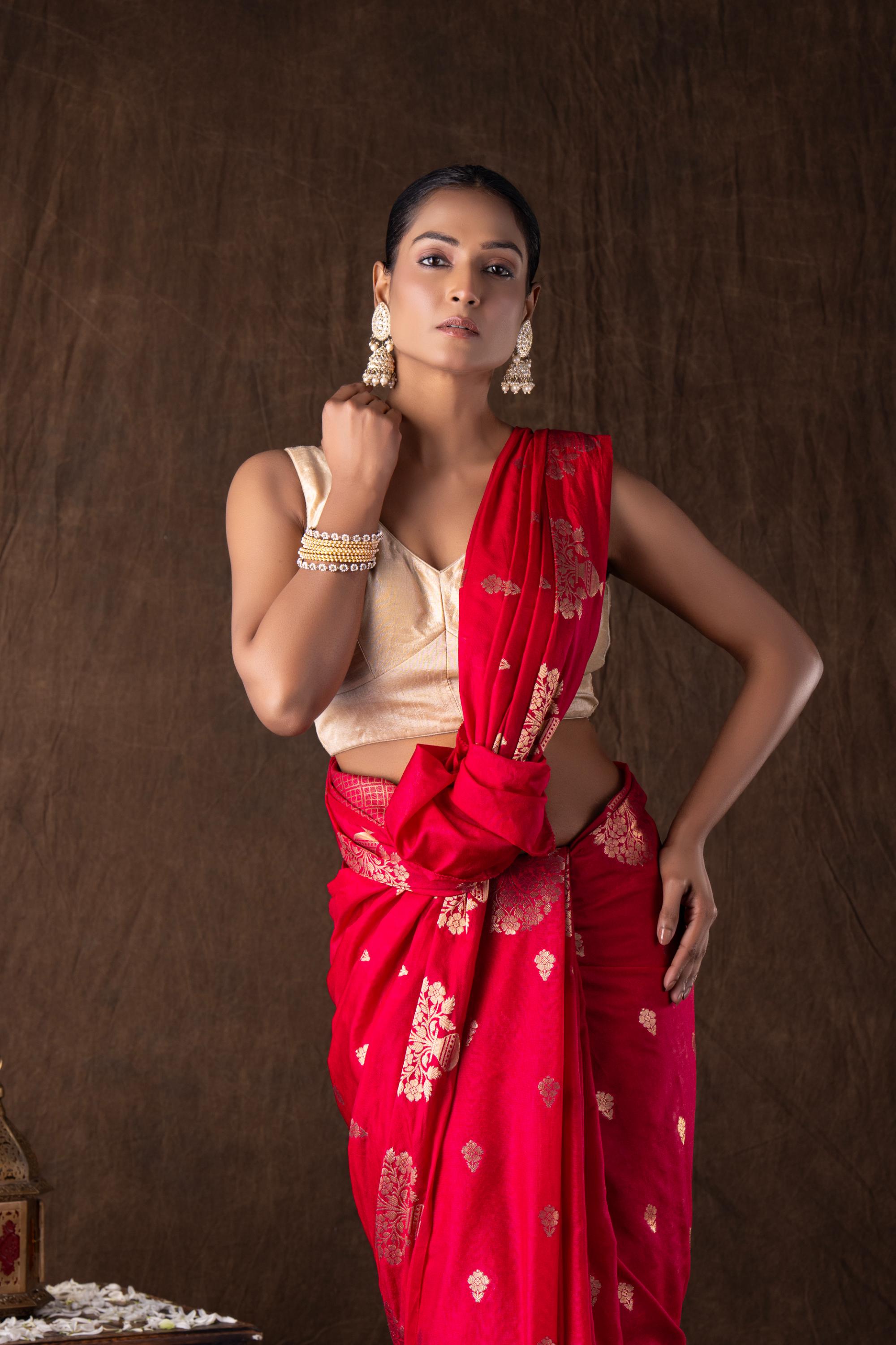 Hot Pink Pure Silk Raw Mango boota zari banarasi handloom saree