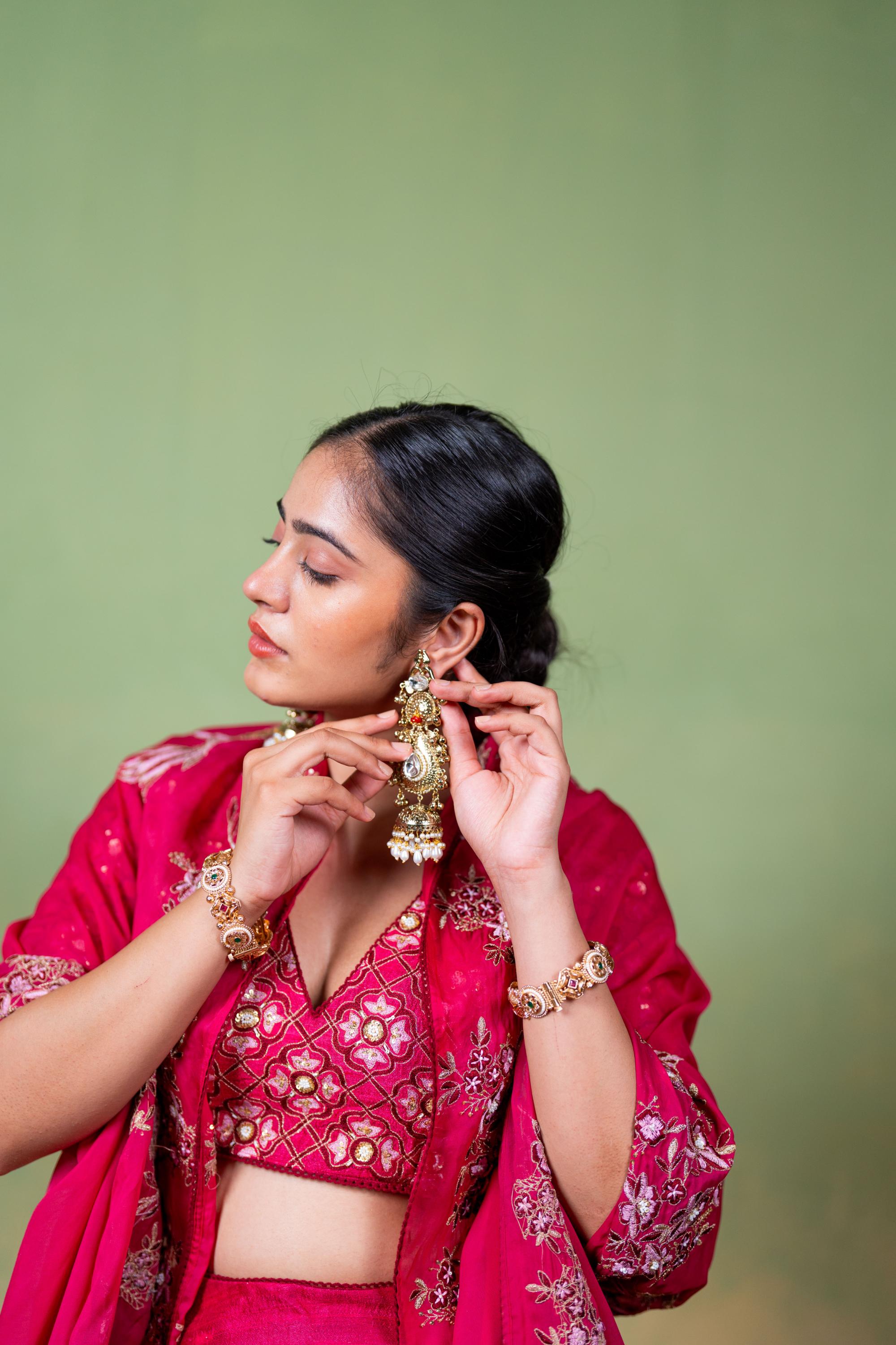 MORIKA LEHENGA