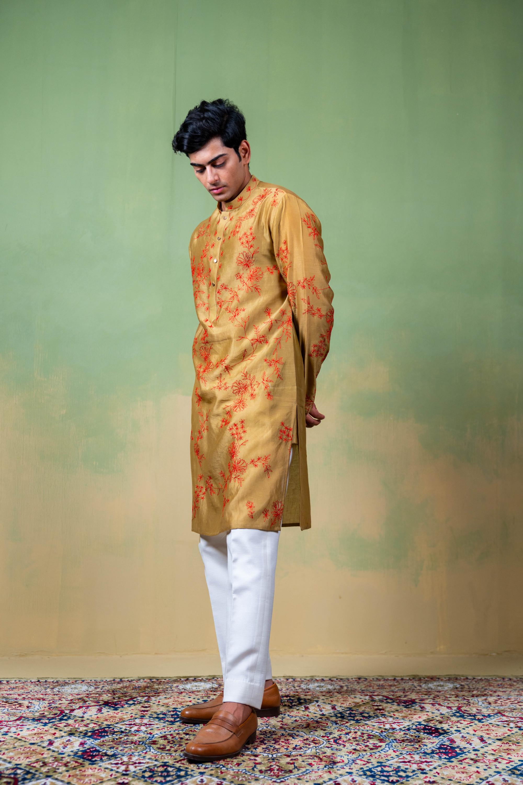 Gulmohar Bandi set