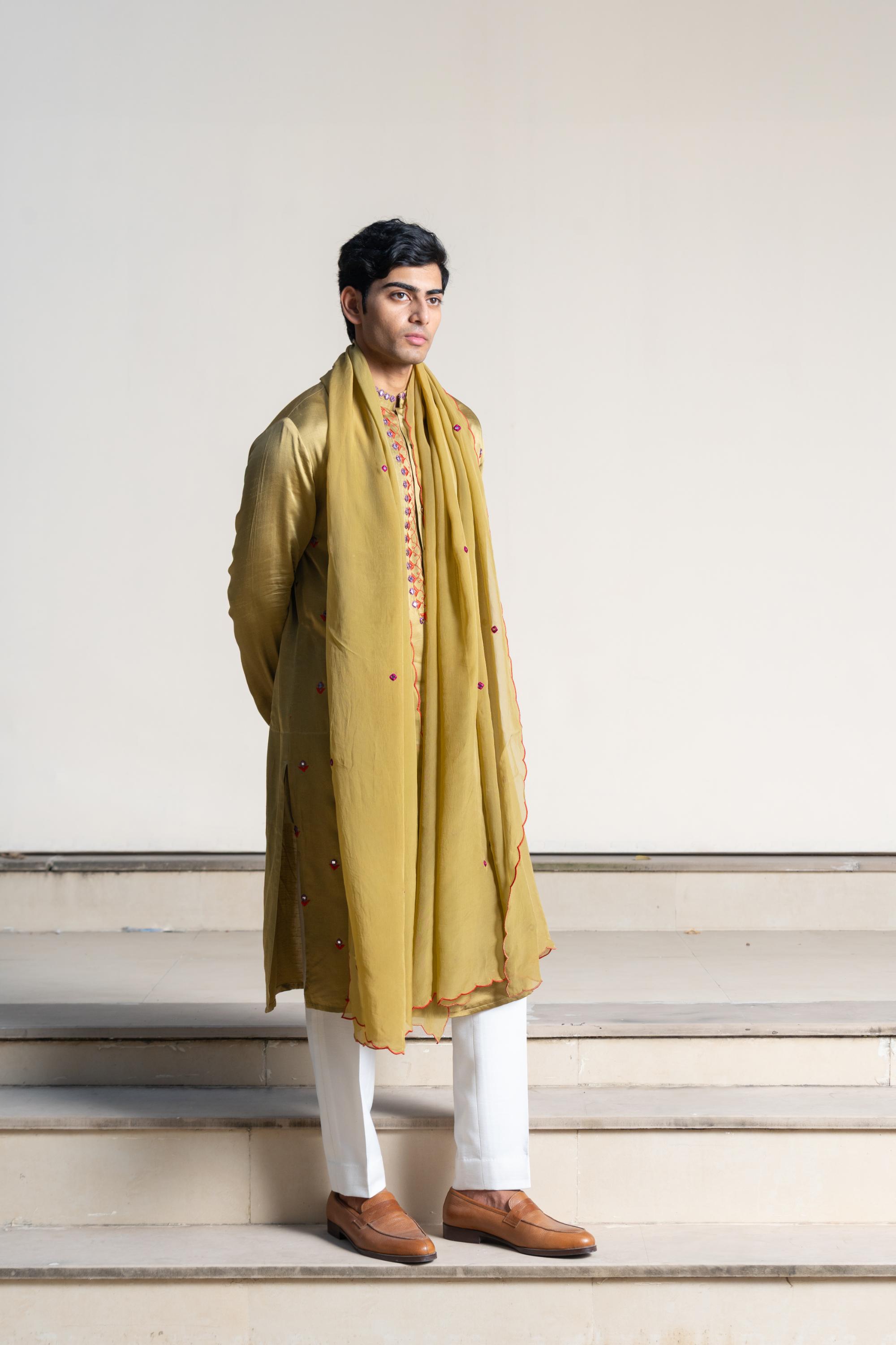 MADHAN KURTA SET