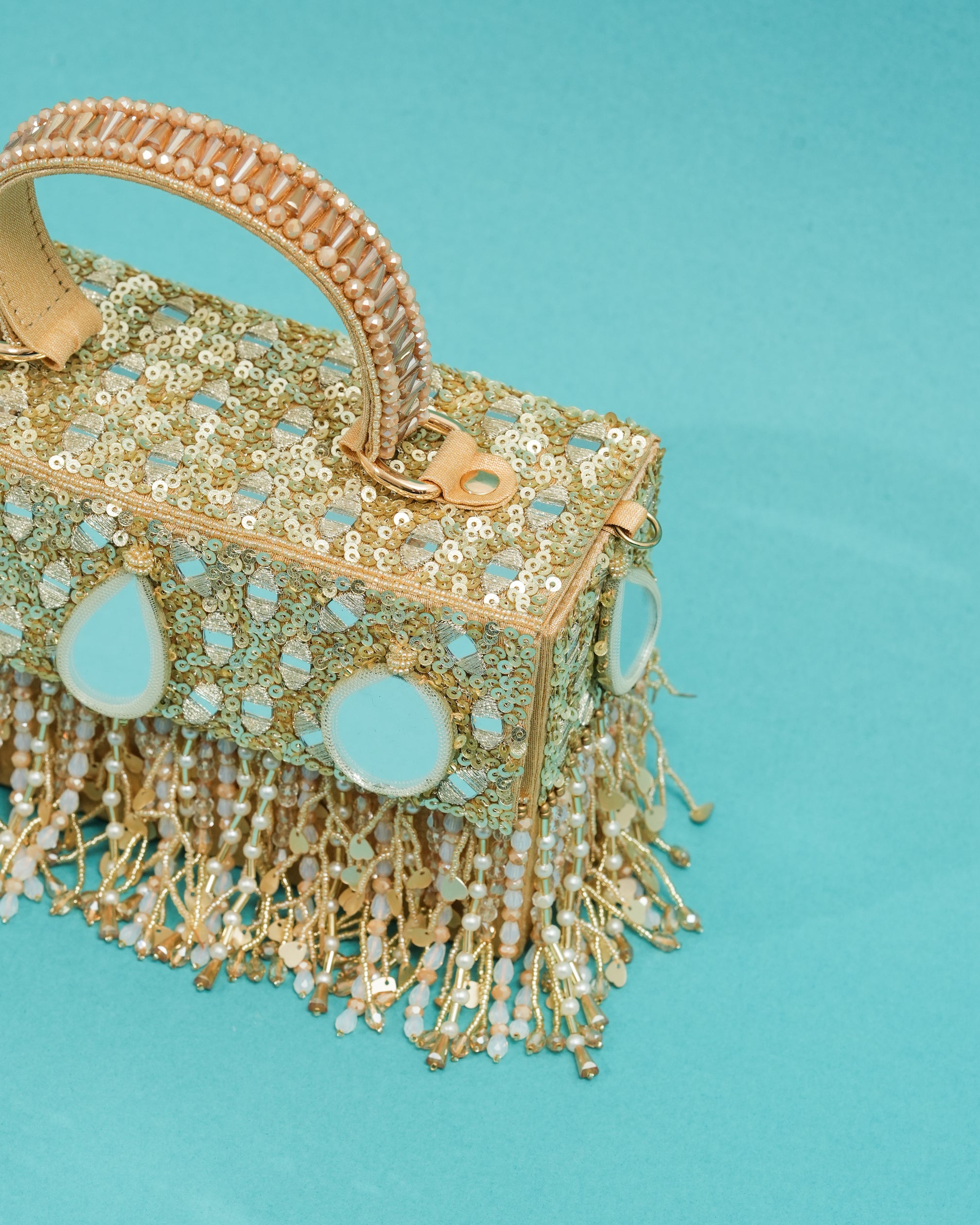 Double eyed Heart clutch
