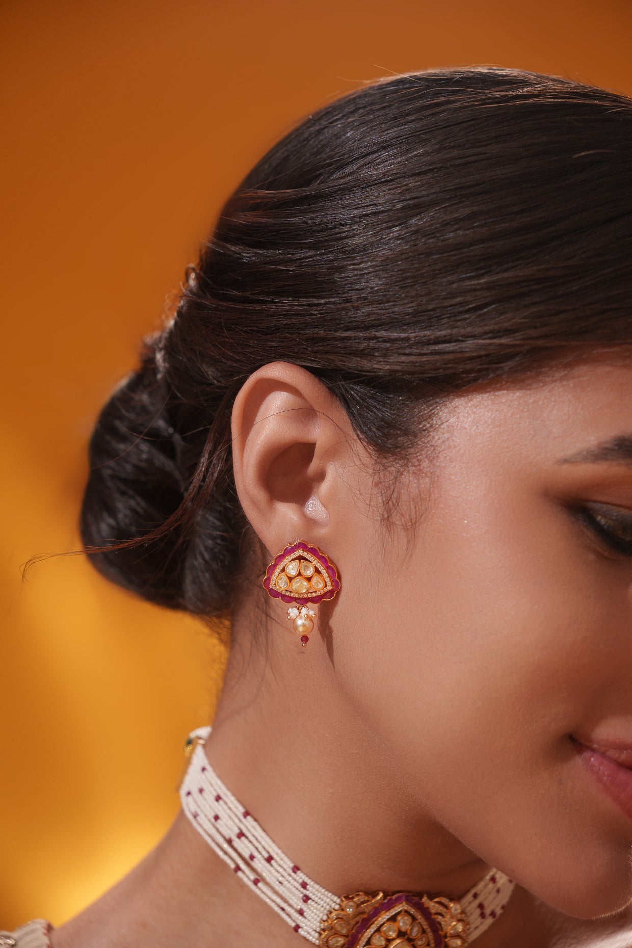 Elegant and stylish moissanite choker with matching earrings