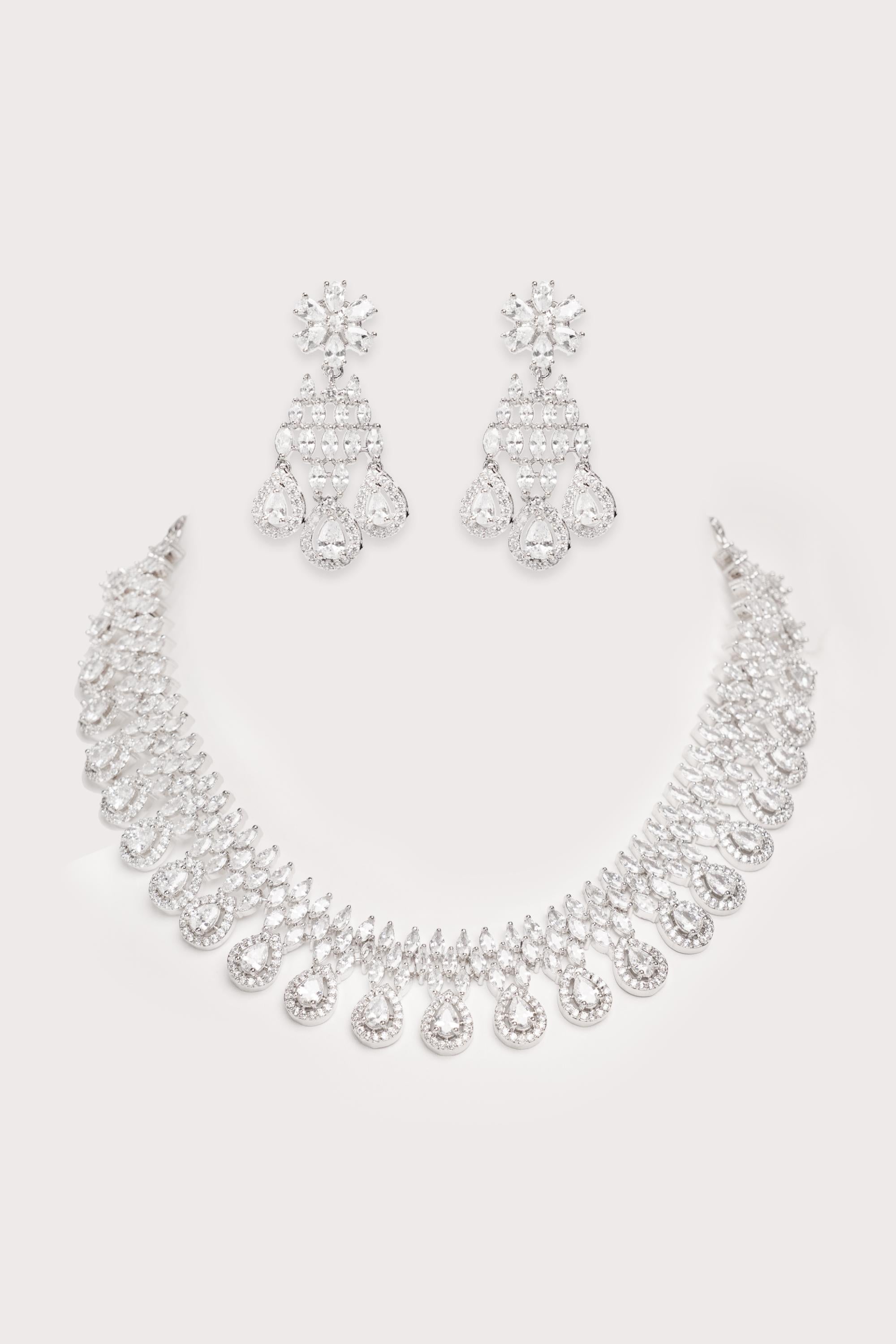 Elegant and stylish diamond necklace set with matching earrings
