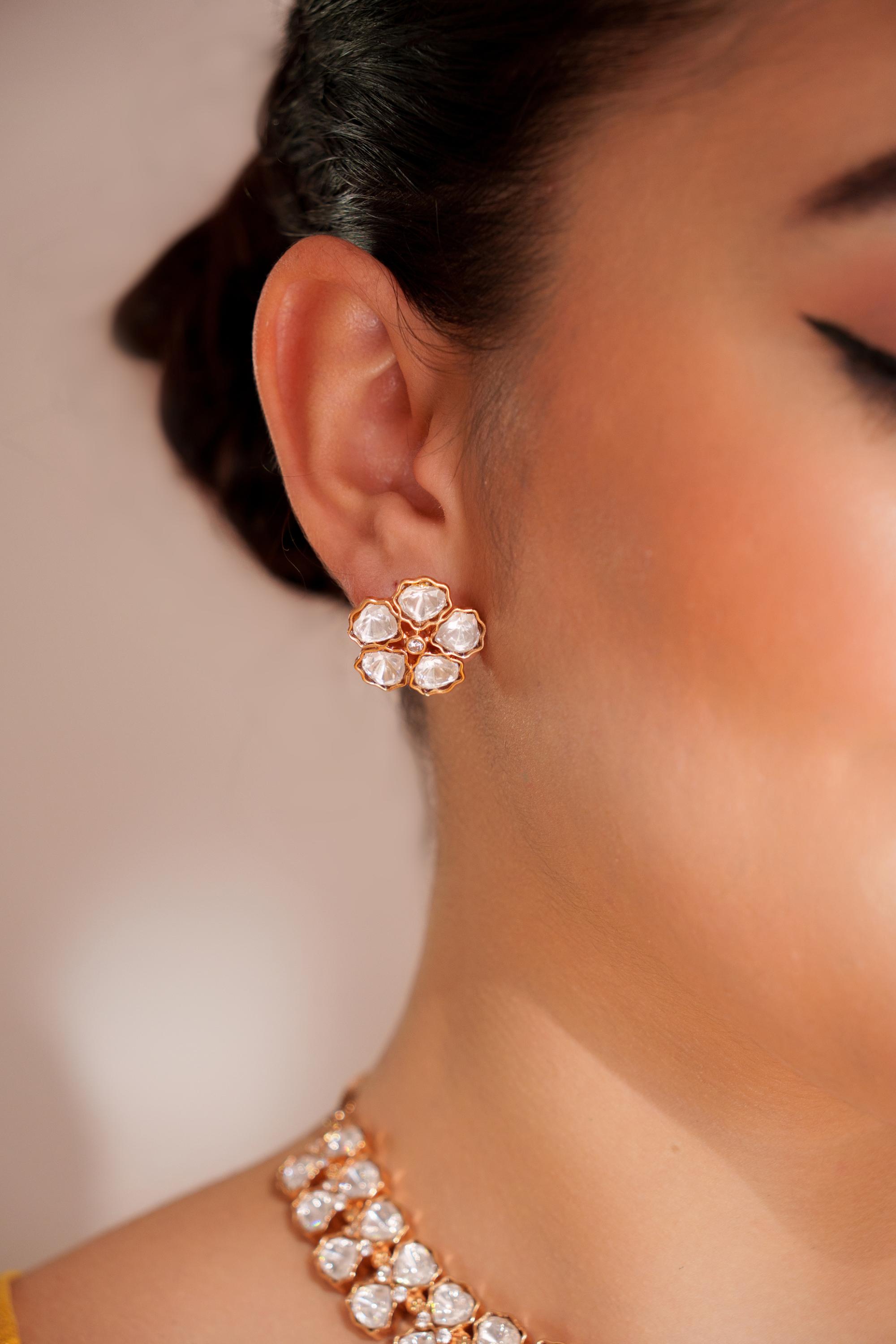 Elegant and stylish gold finish kundan polki necklace set