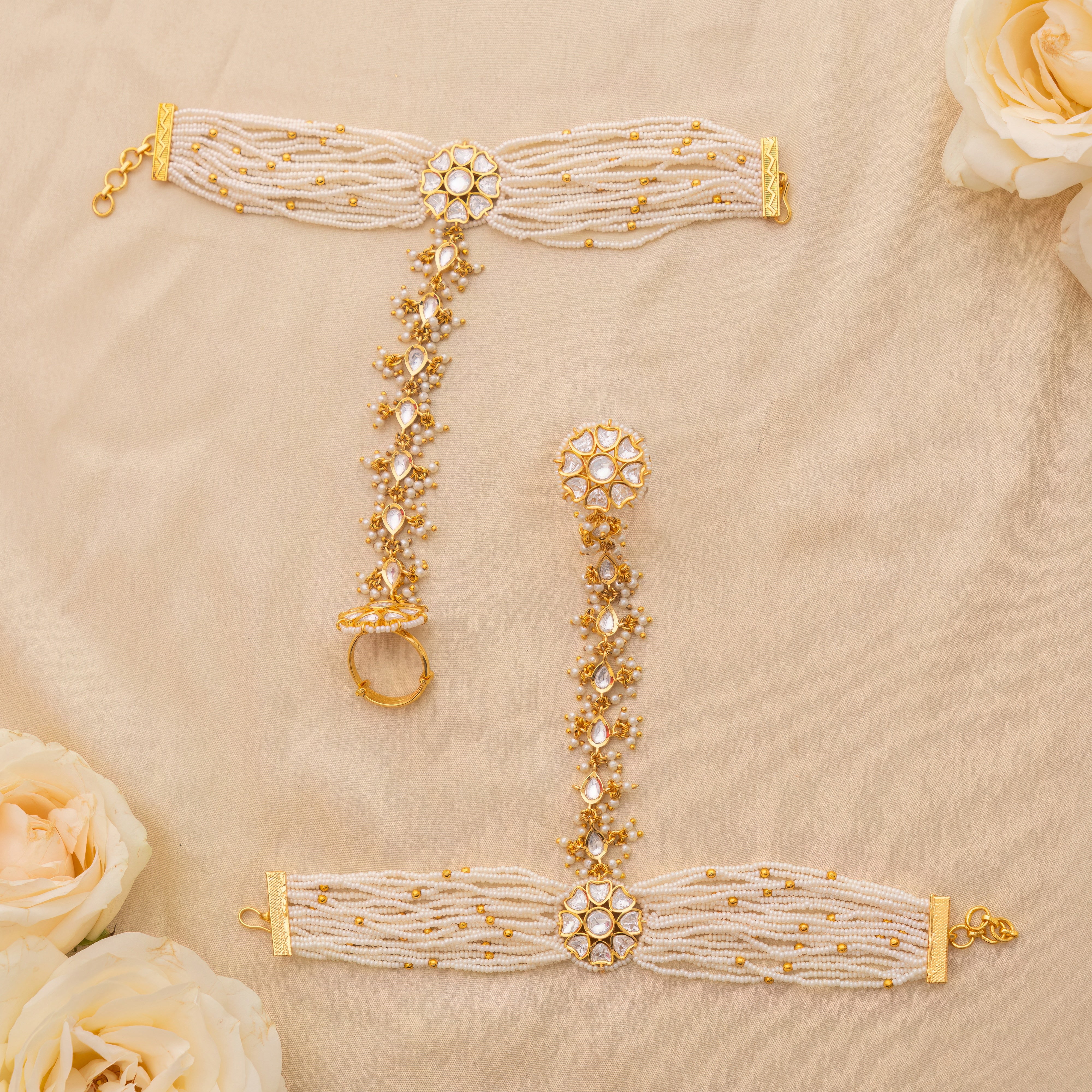 Seerat Pearl Kundan Haathphool