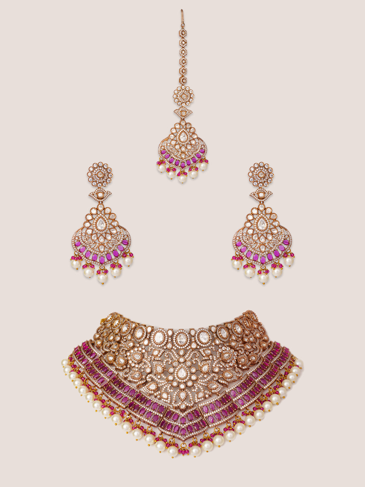 Bold and dramatic polki necklace set with matching earrings and maangtika