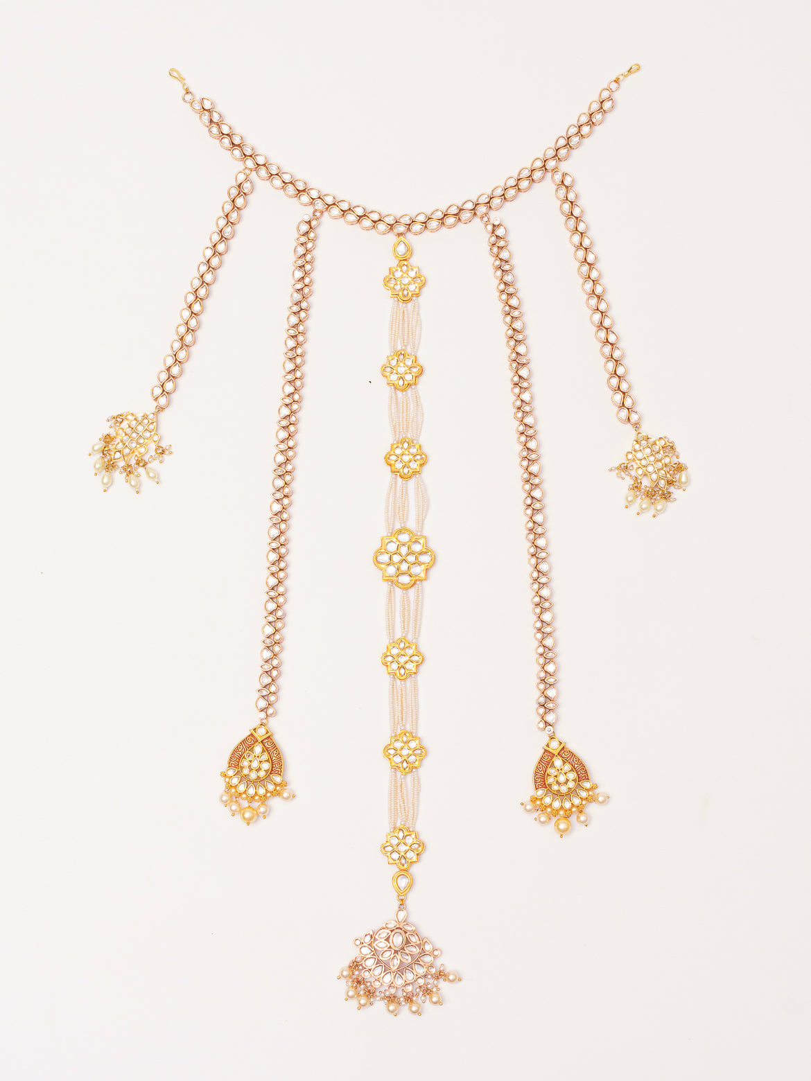 Stylish and classic hair braid accessory with pearls and kundan stones