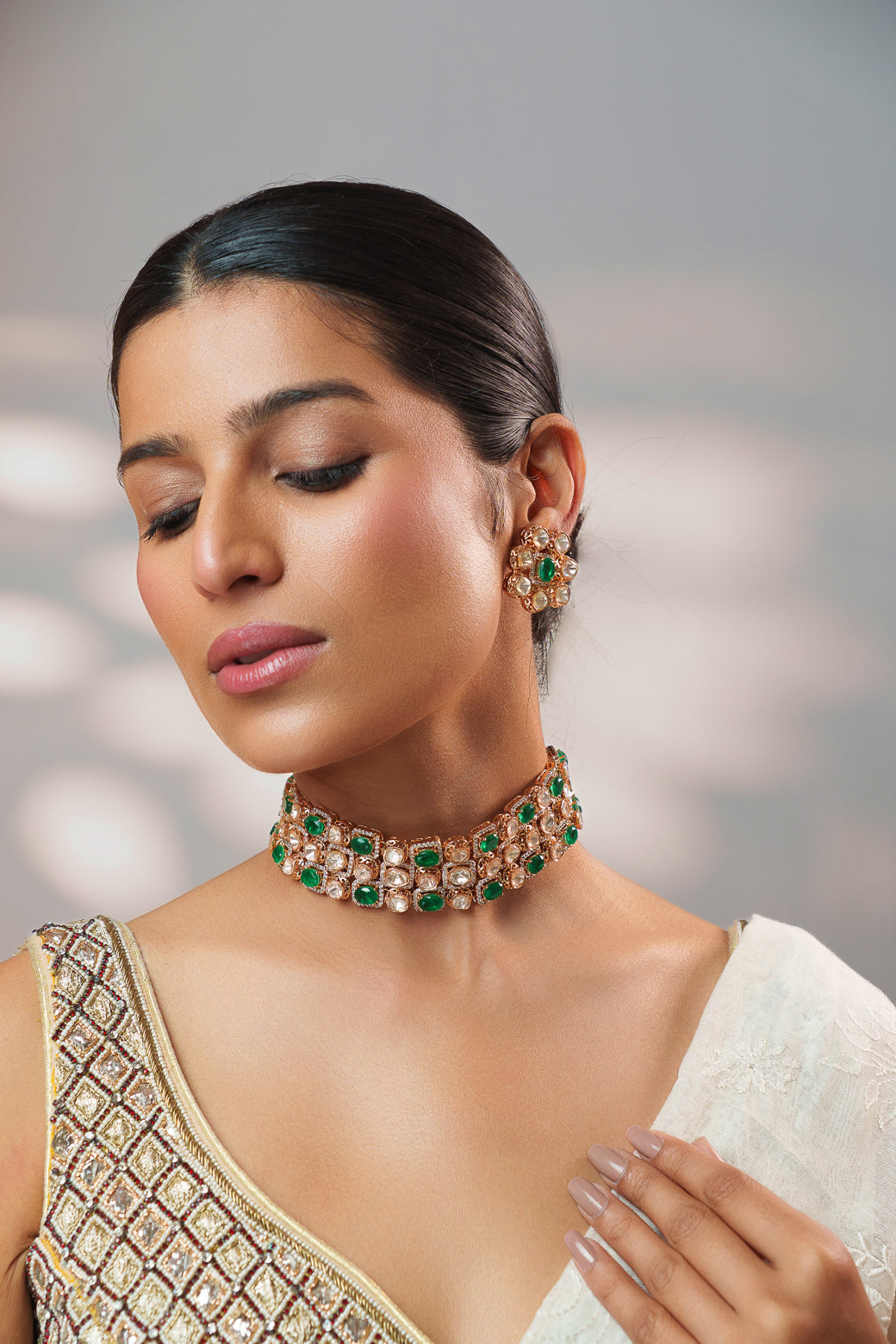Dramatic and classy two tone kundan choker with matching earrings