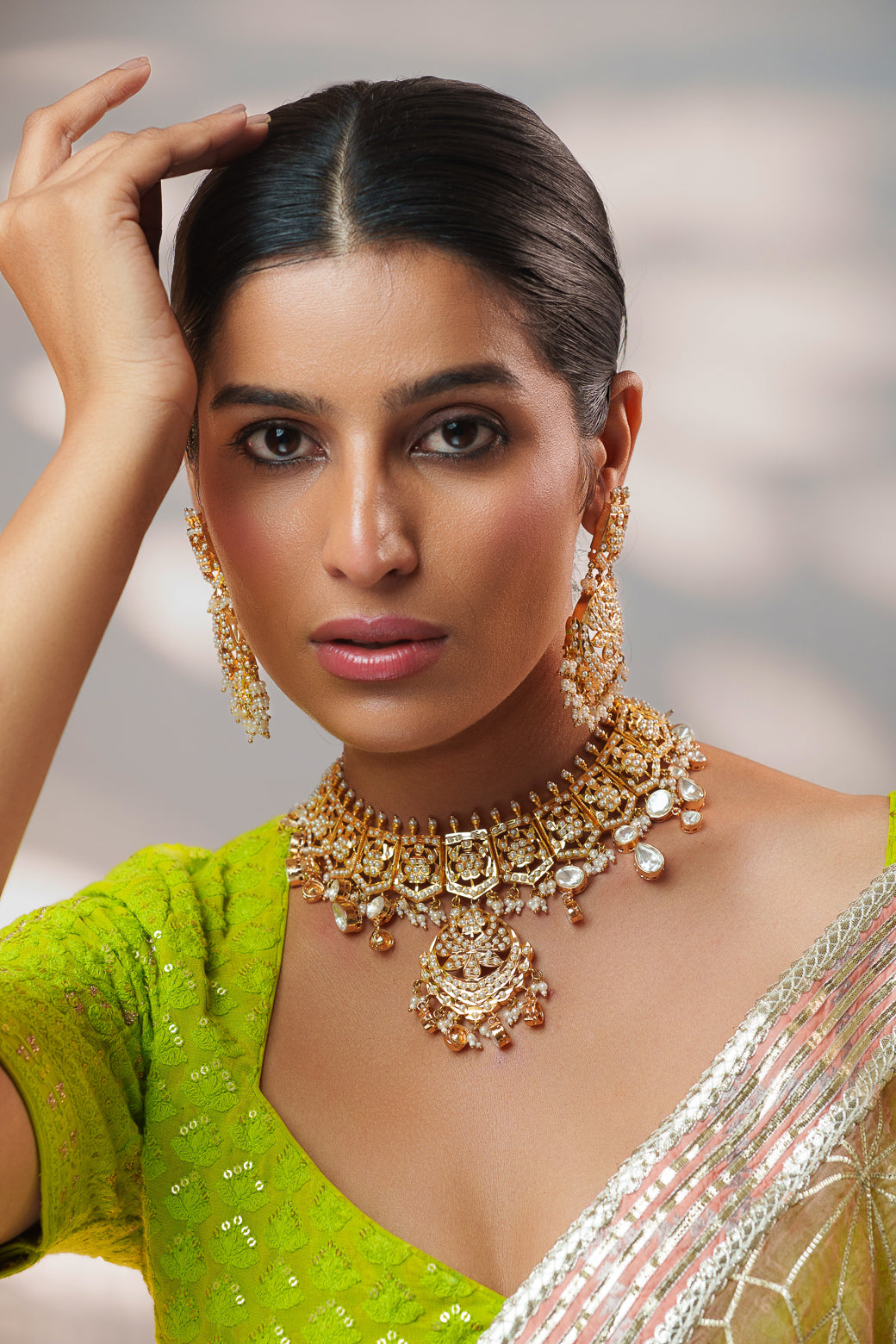 Extraordinary fusion of kundan and polki necklace set with earrings