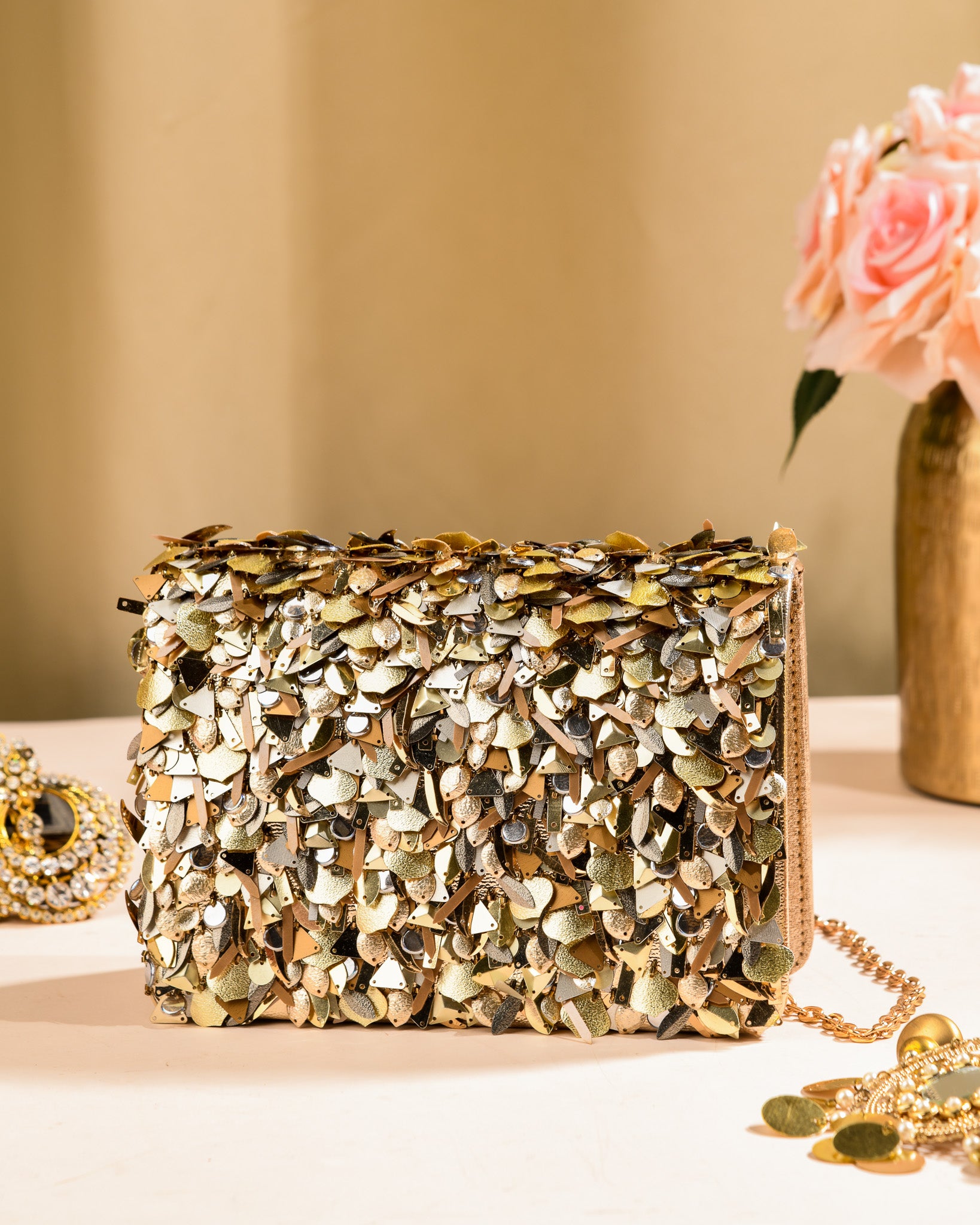Hoppihola clutch