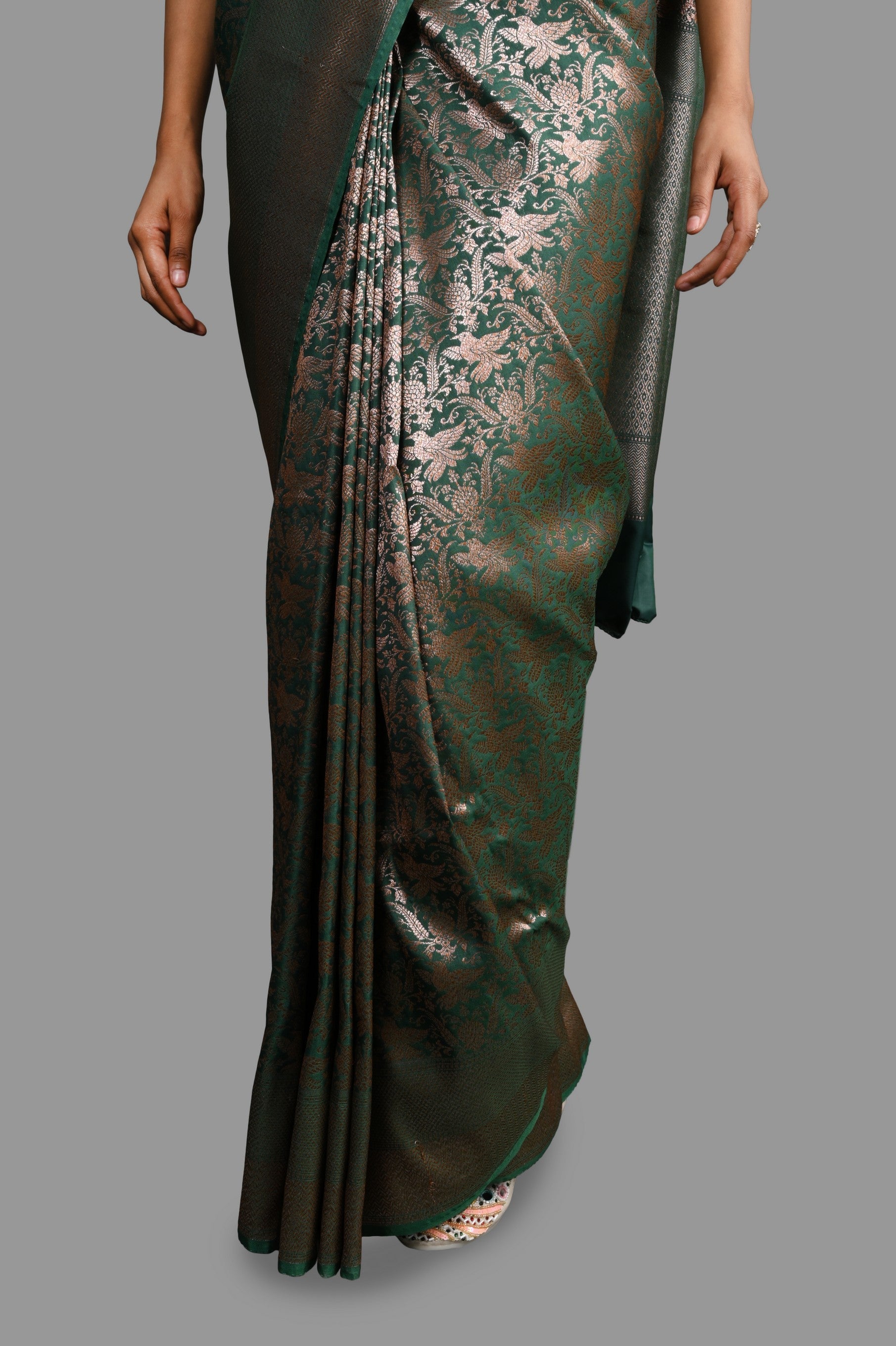 Bottle Green Pure Silk Banarasi Handloom Saree