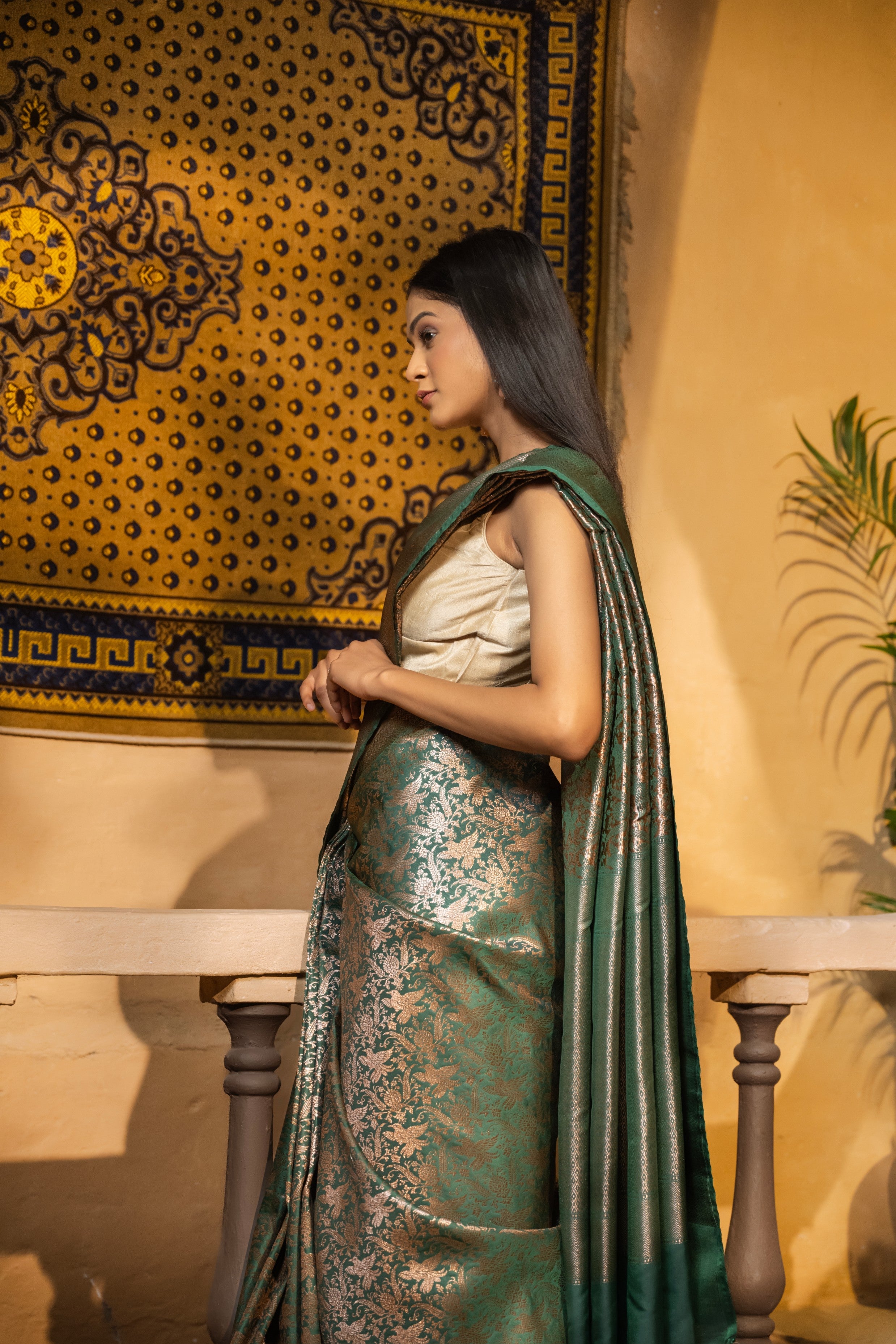 Bottle Green Pure Silk Banarasi Handloom Saree