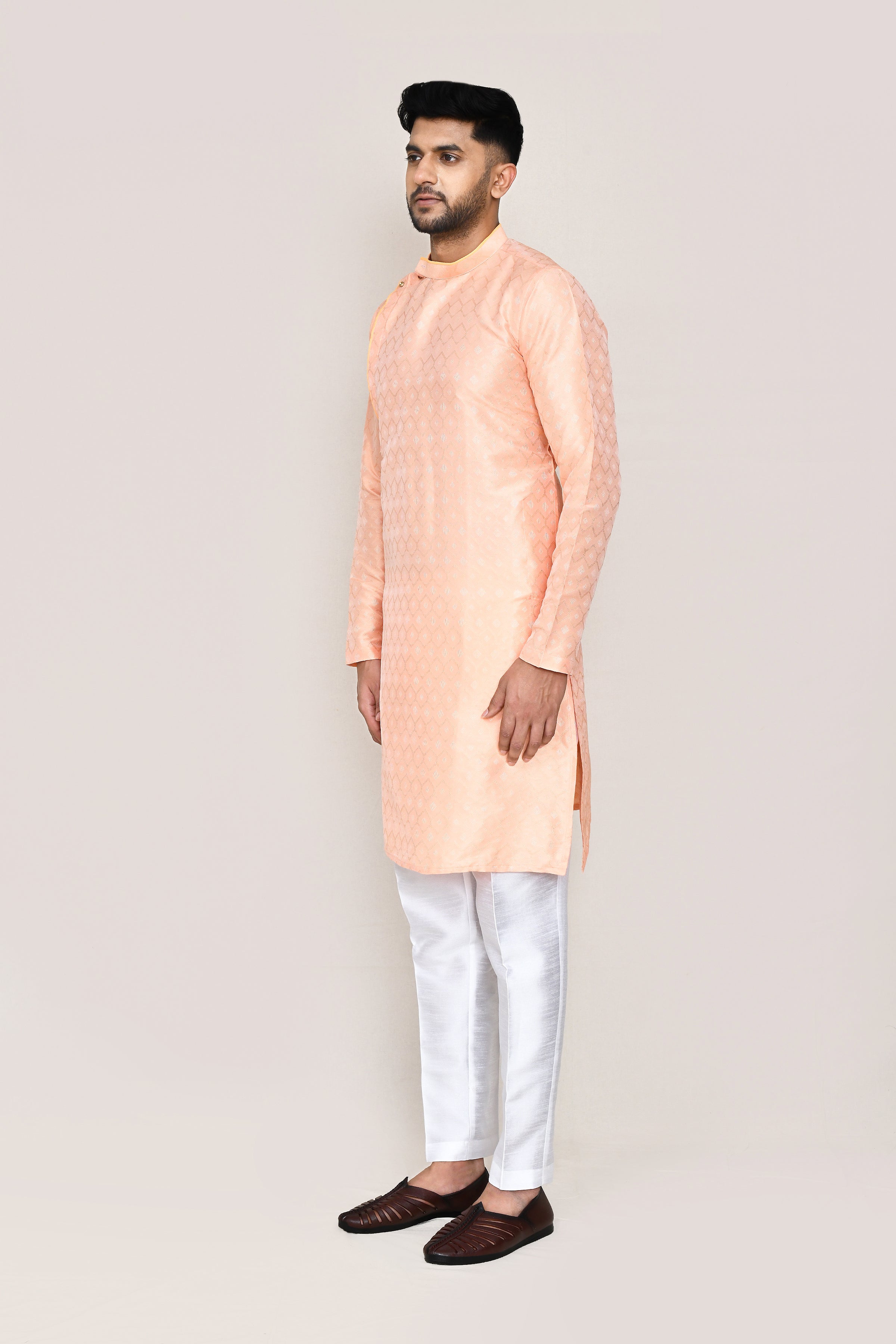 kurta with straight fit pant