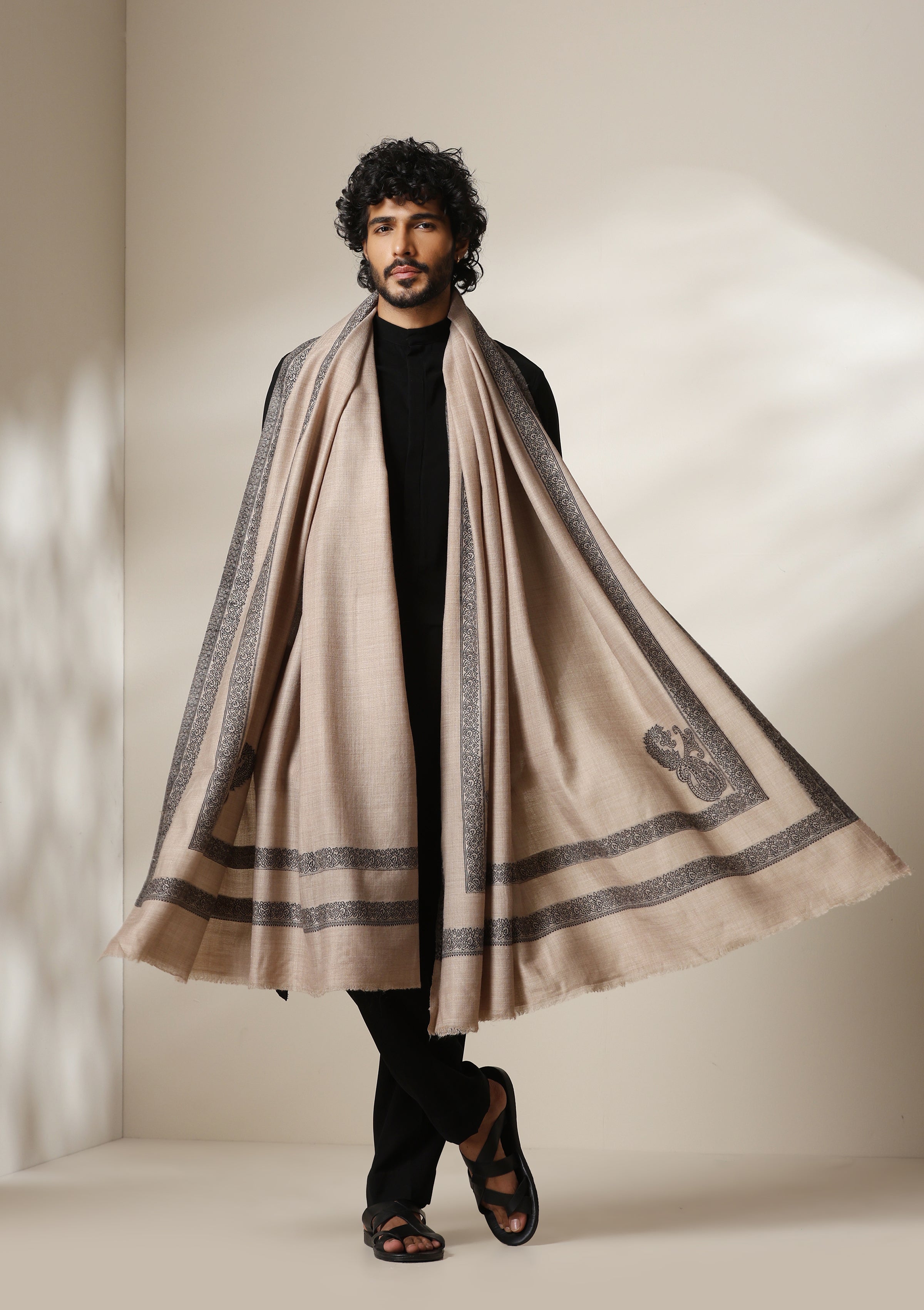Dusala Sand Noir pashmina silk shawl