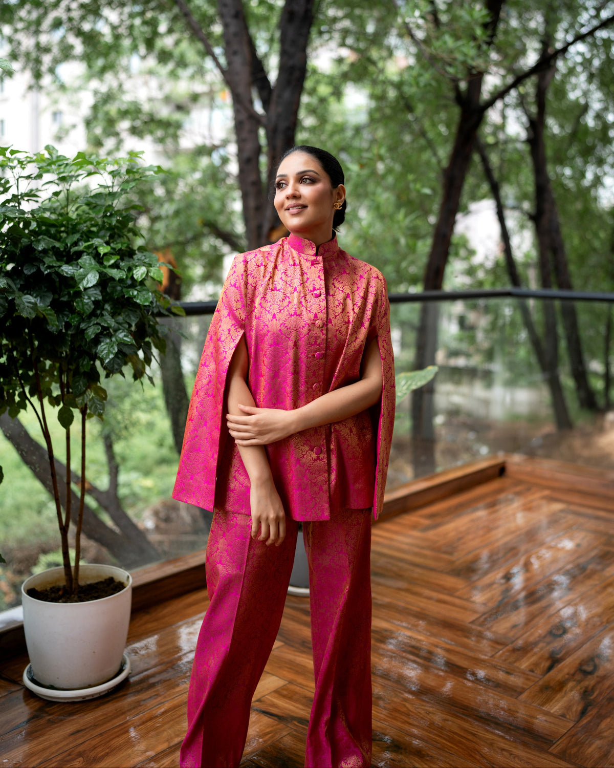 Mira Banarasi Cape Co-ord Set: Women's Fuchsia Gold Floral Indowestern Wear with Pants
