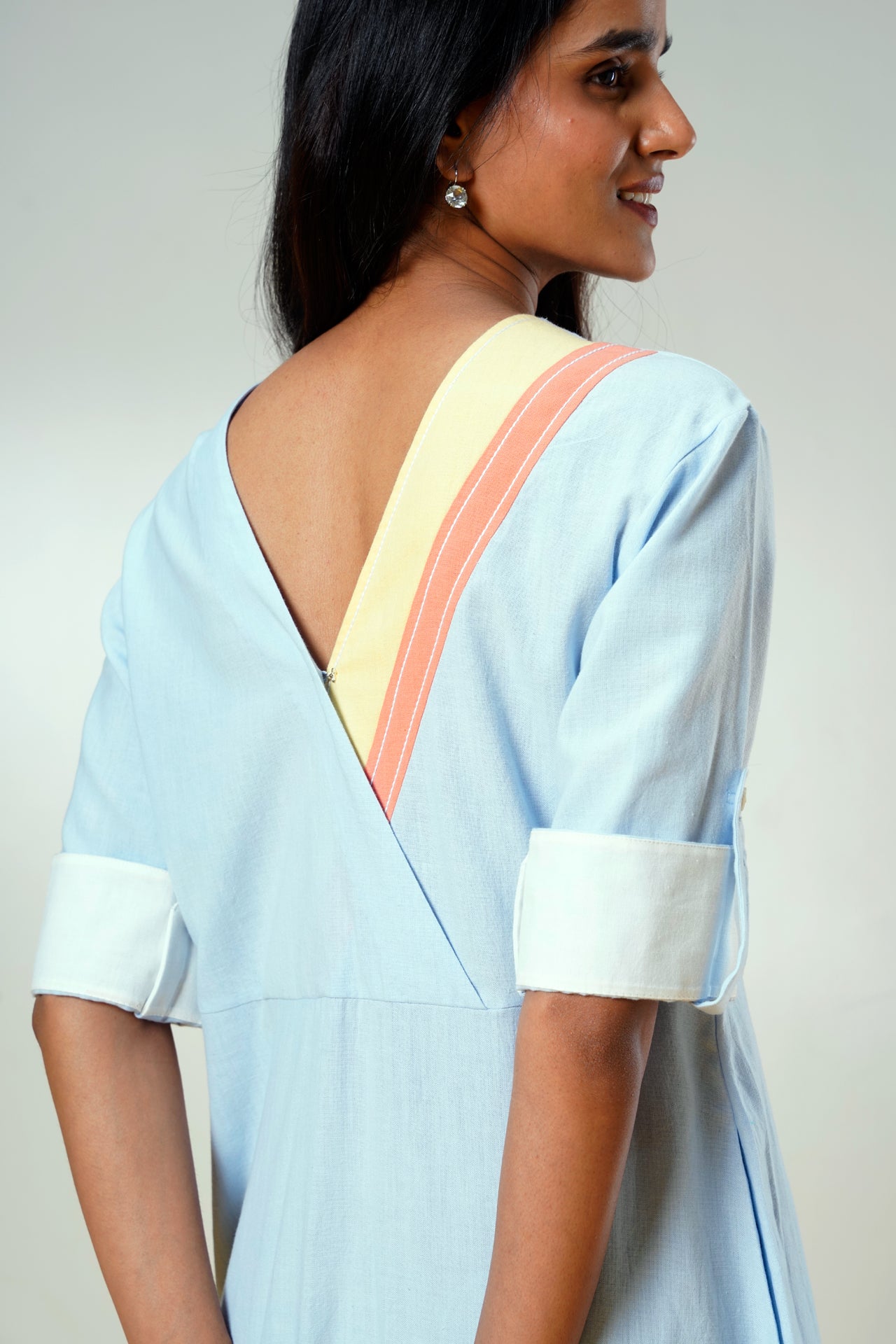 Fiji-ni-horizon-glow-midi-dress