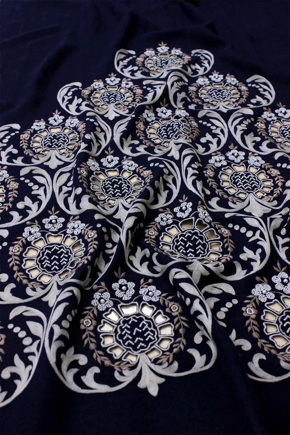 Floral Crest | Embroidered Wool Silk Stole