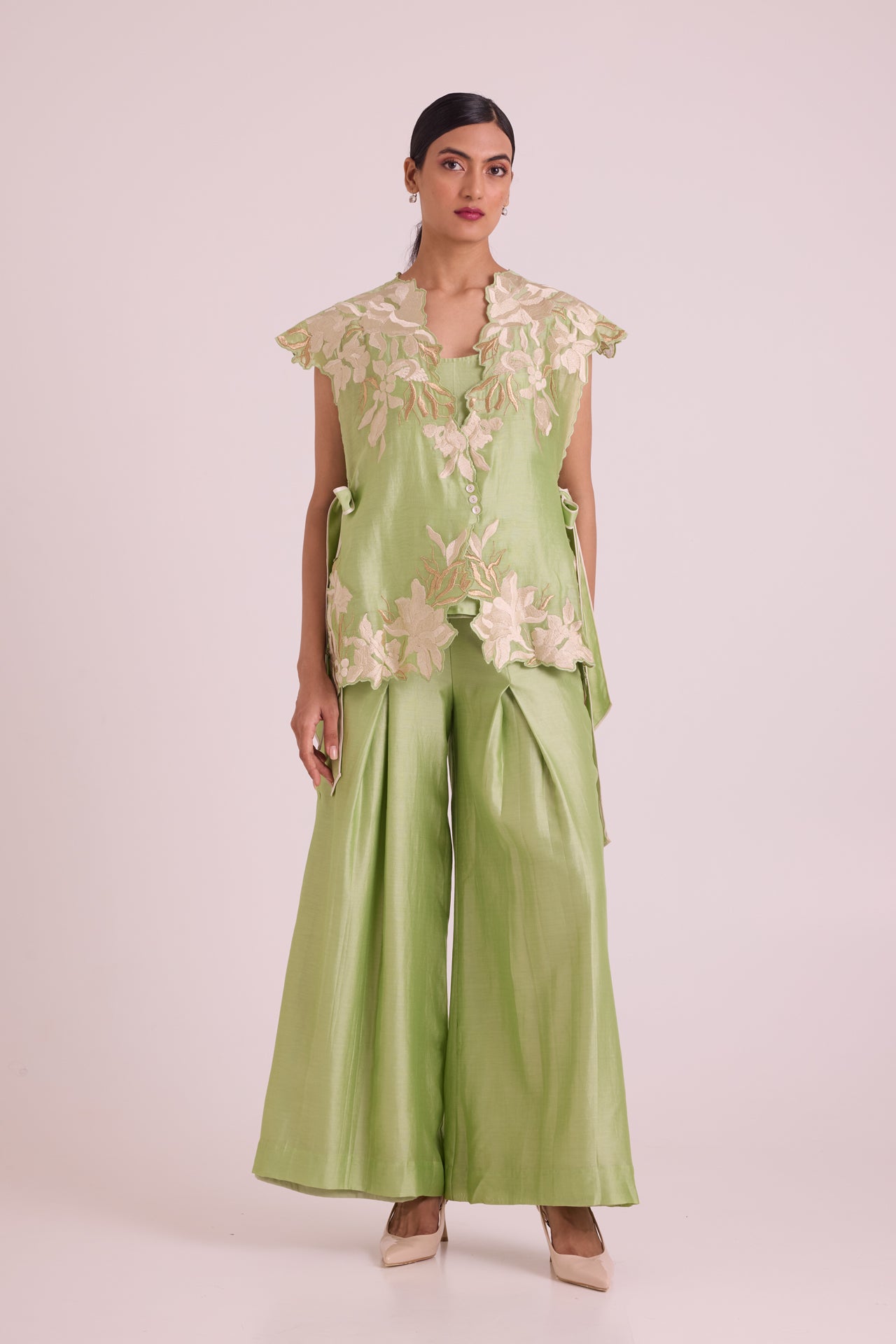 Lumi - Floating Cape with Inner & Pants