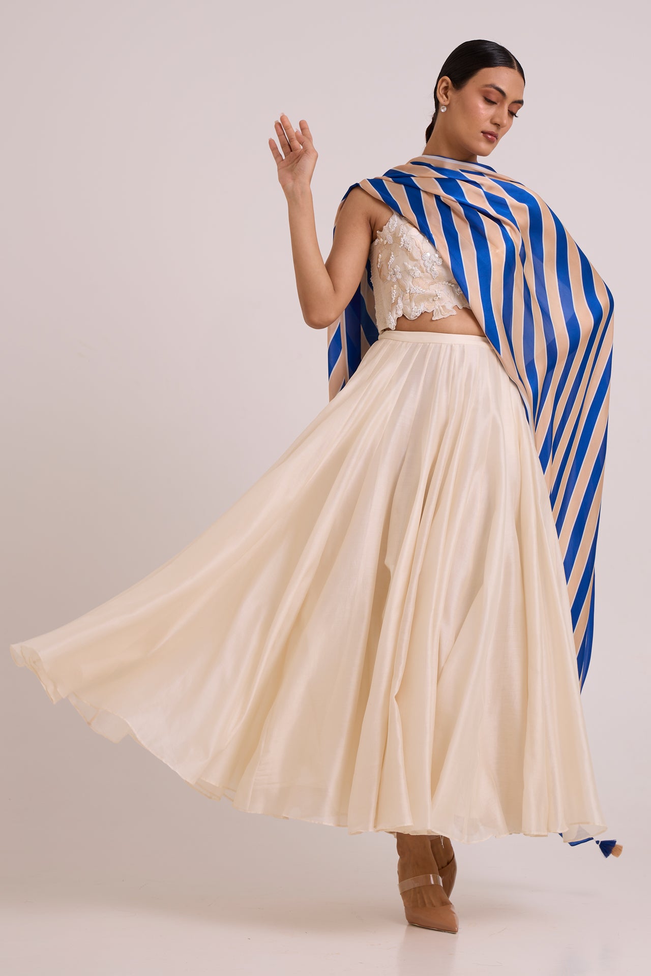 Hansa - Snow Laden Skirt Set