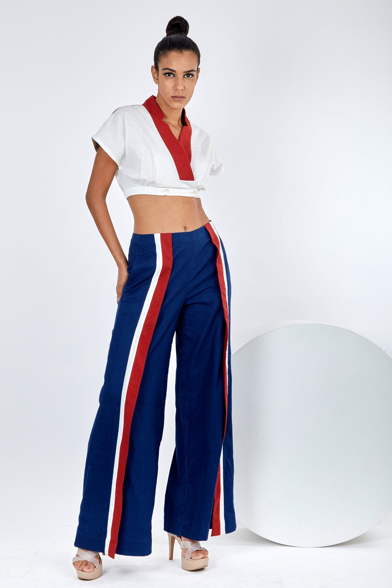 INDIGO SAAMO
