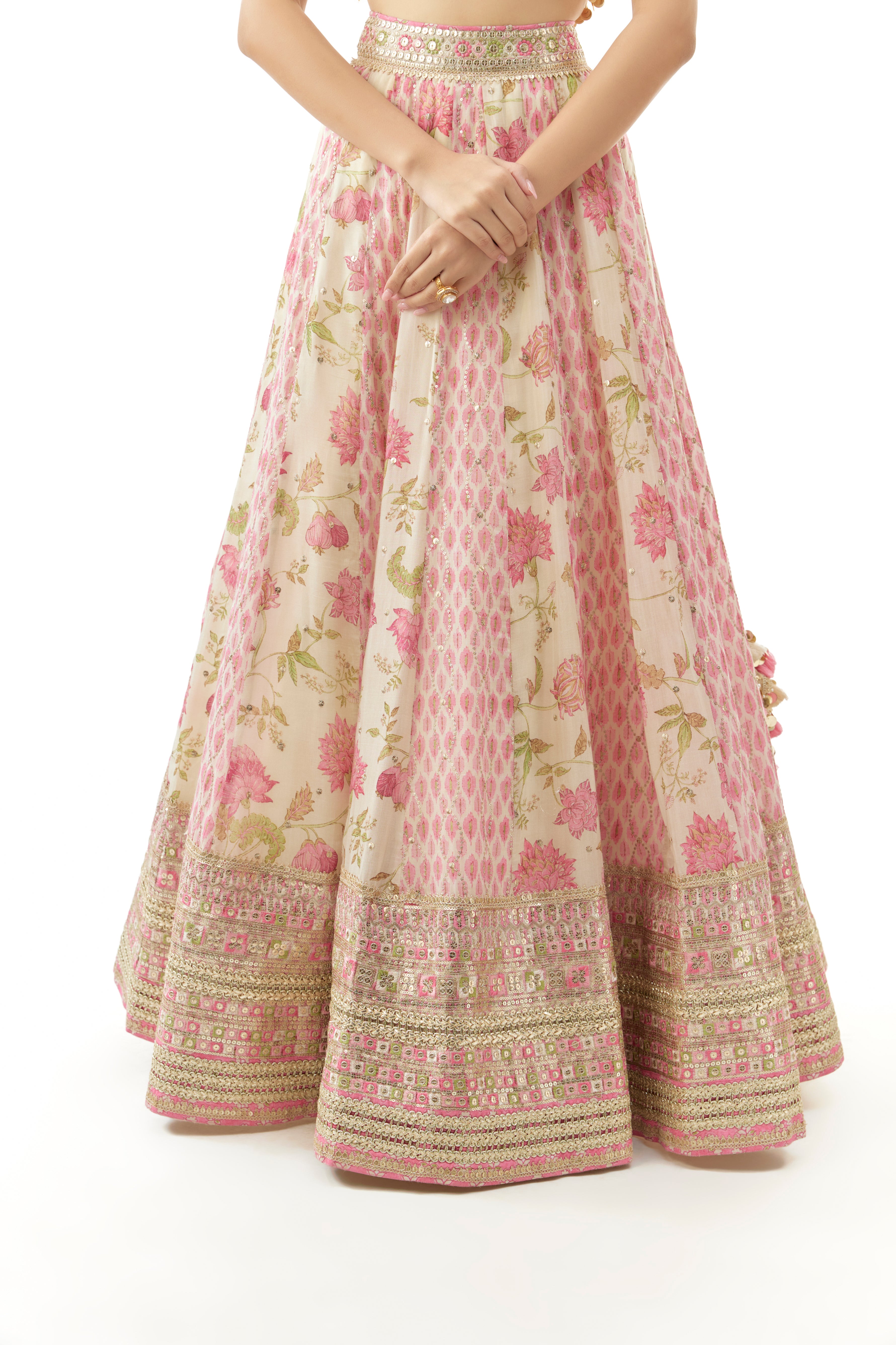 Devyani Lehenga Set+A2:A5