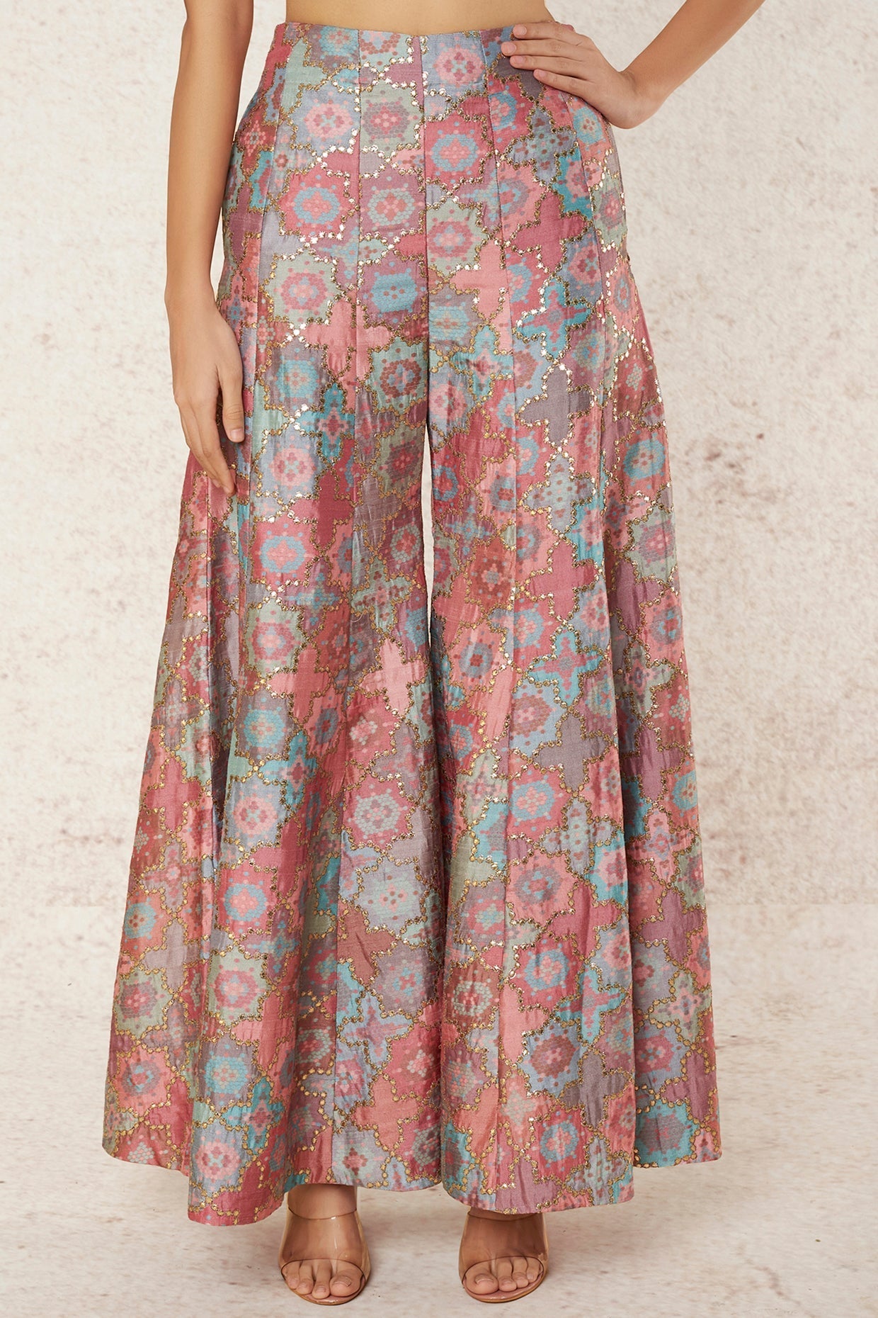 Sukoon Panel Pant With Cape