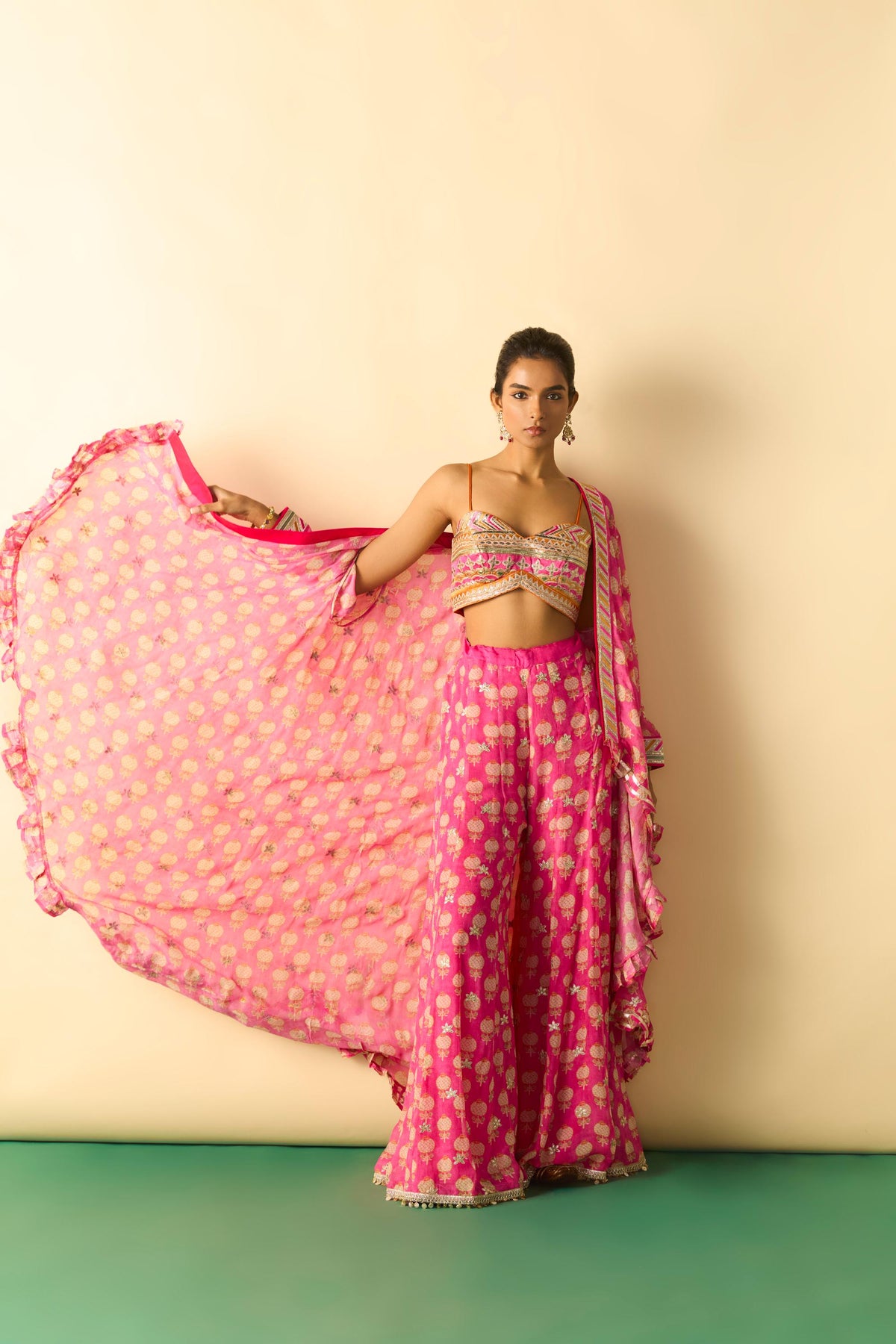 Dharika Cape Set 51