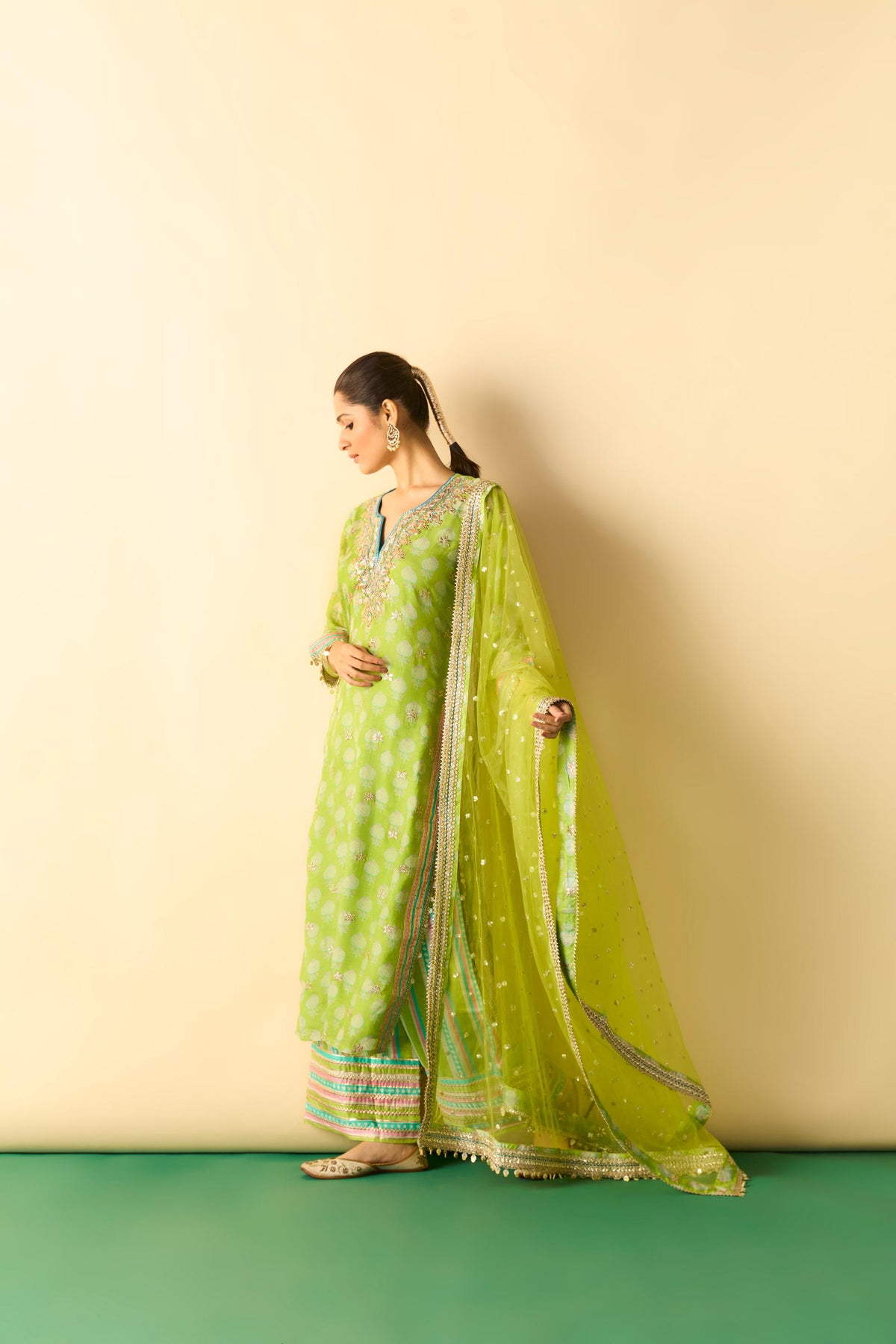 Dwiti Kurta Set 35