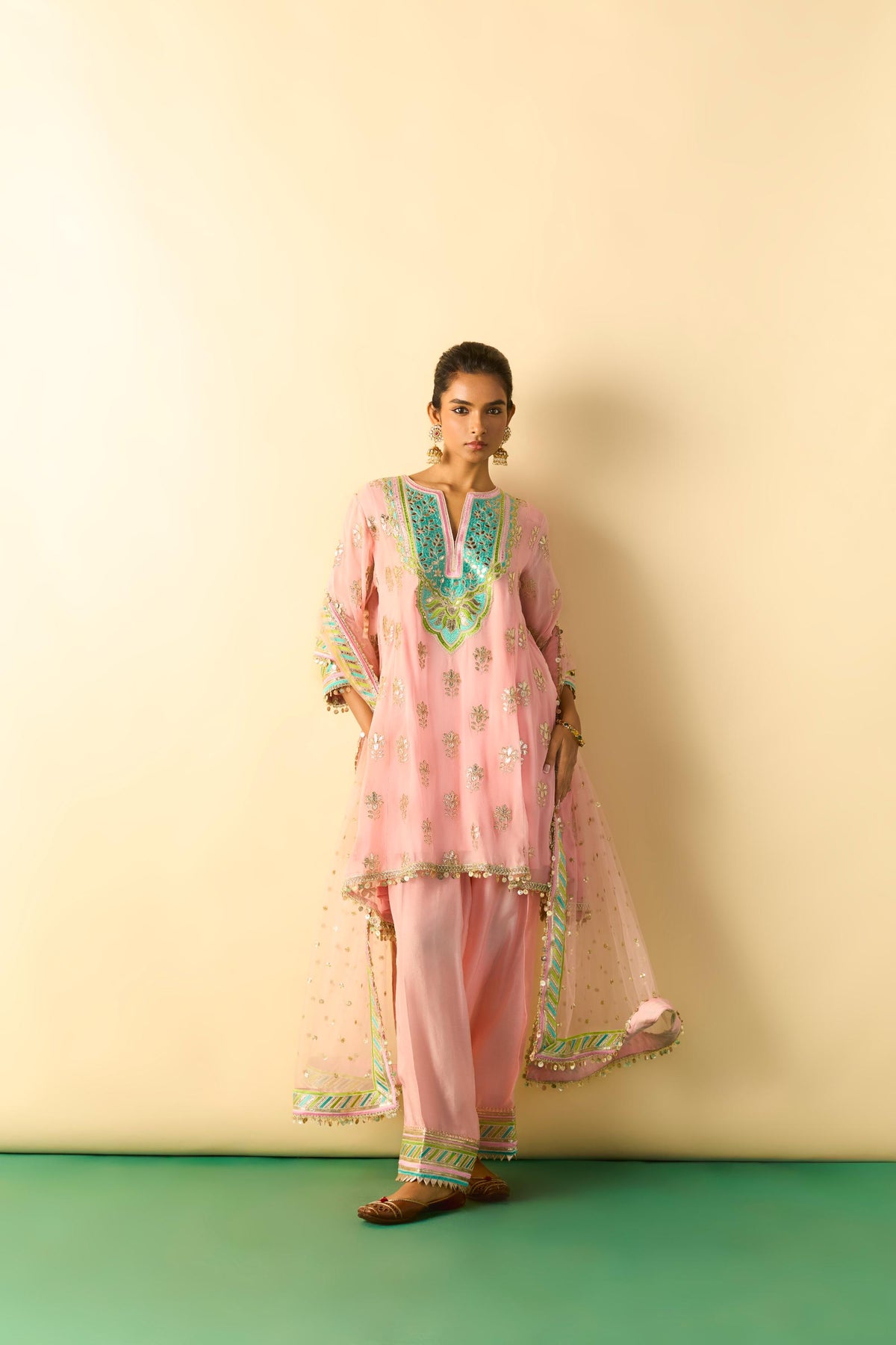 Zarnish Farshi Set 69