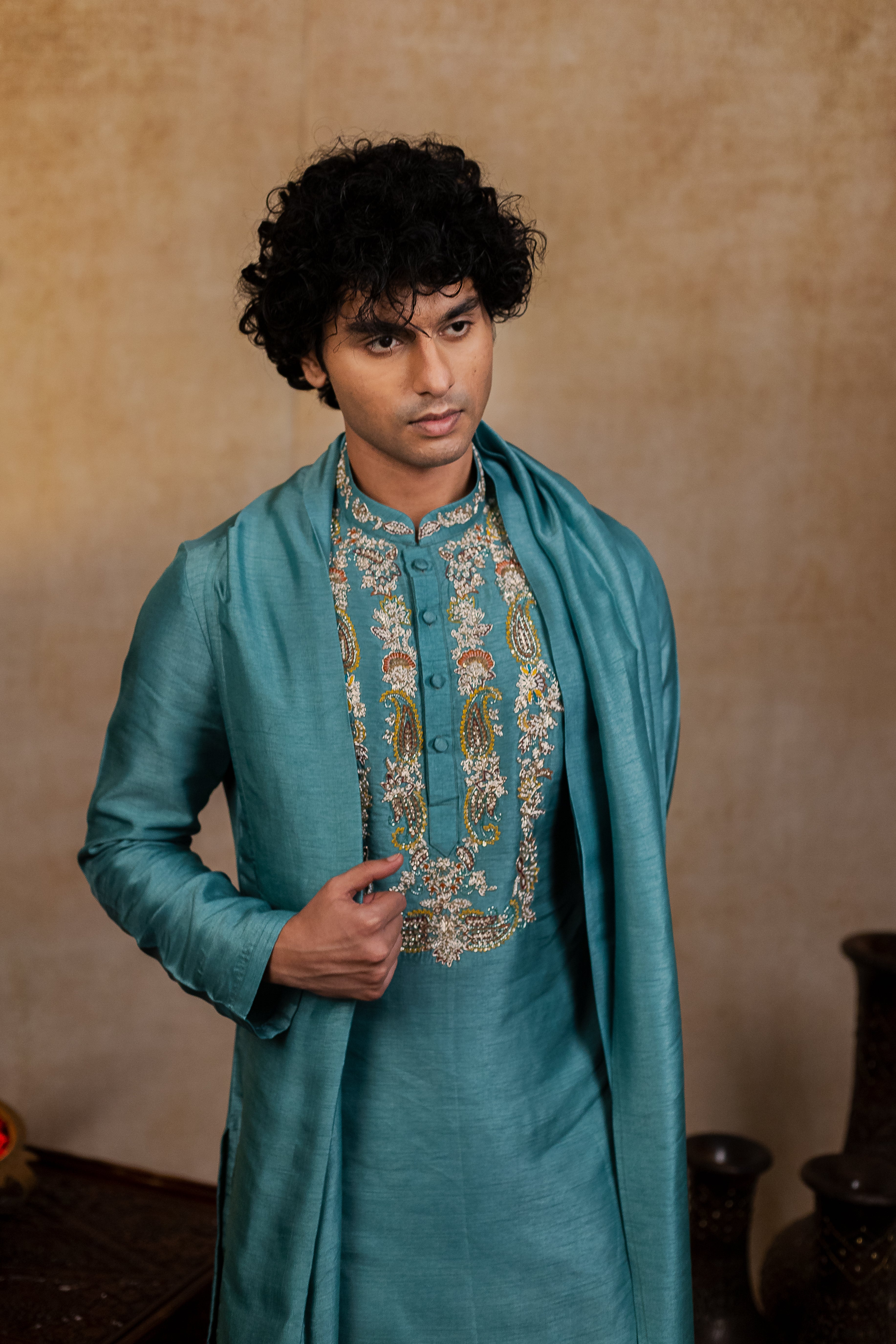 Regal Paisley Set
