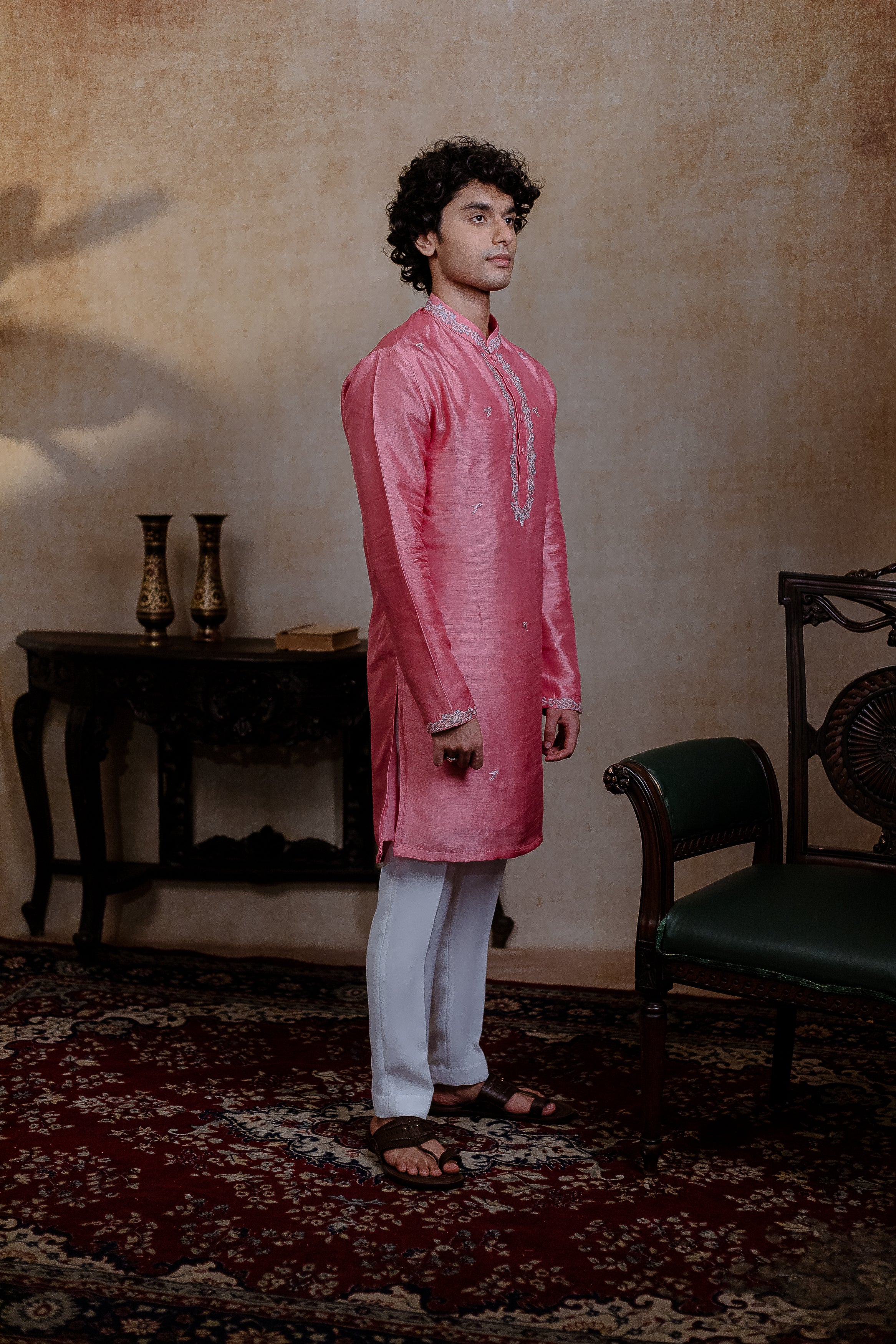 Lumina Kurta